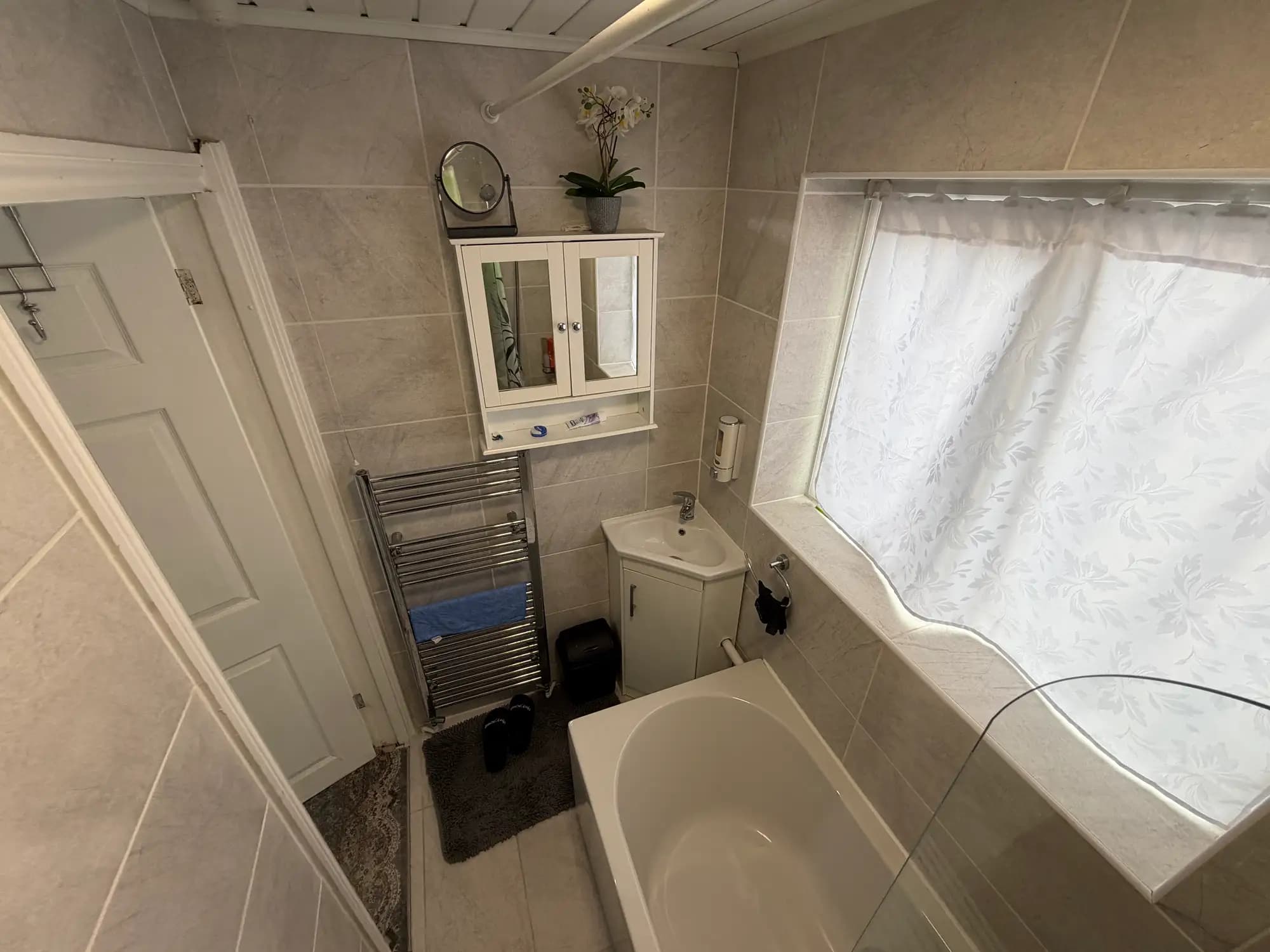 property photo 14 of 26