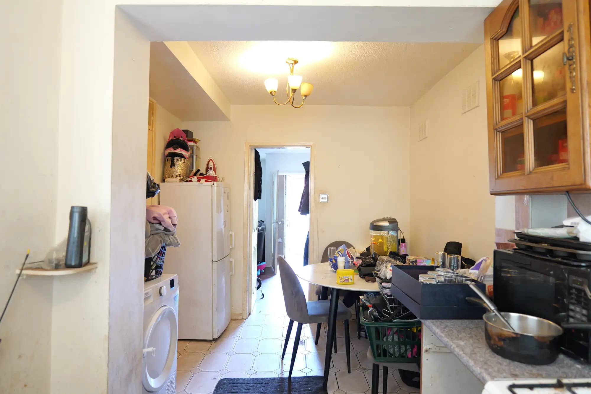 property photo 6 of 20