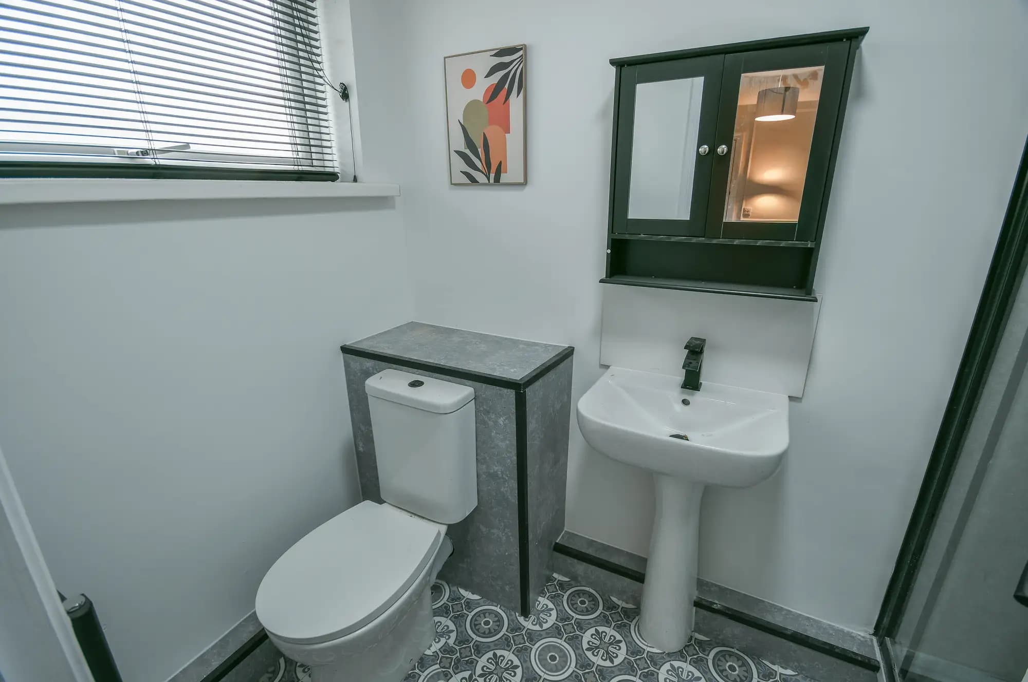 property photo 4 of 20