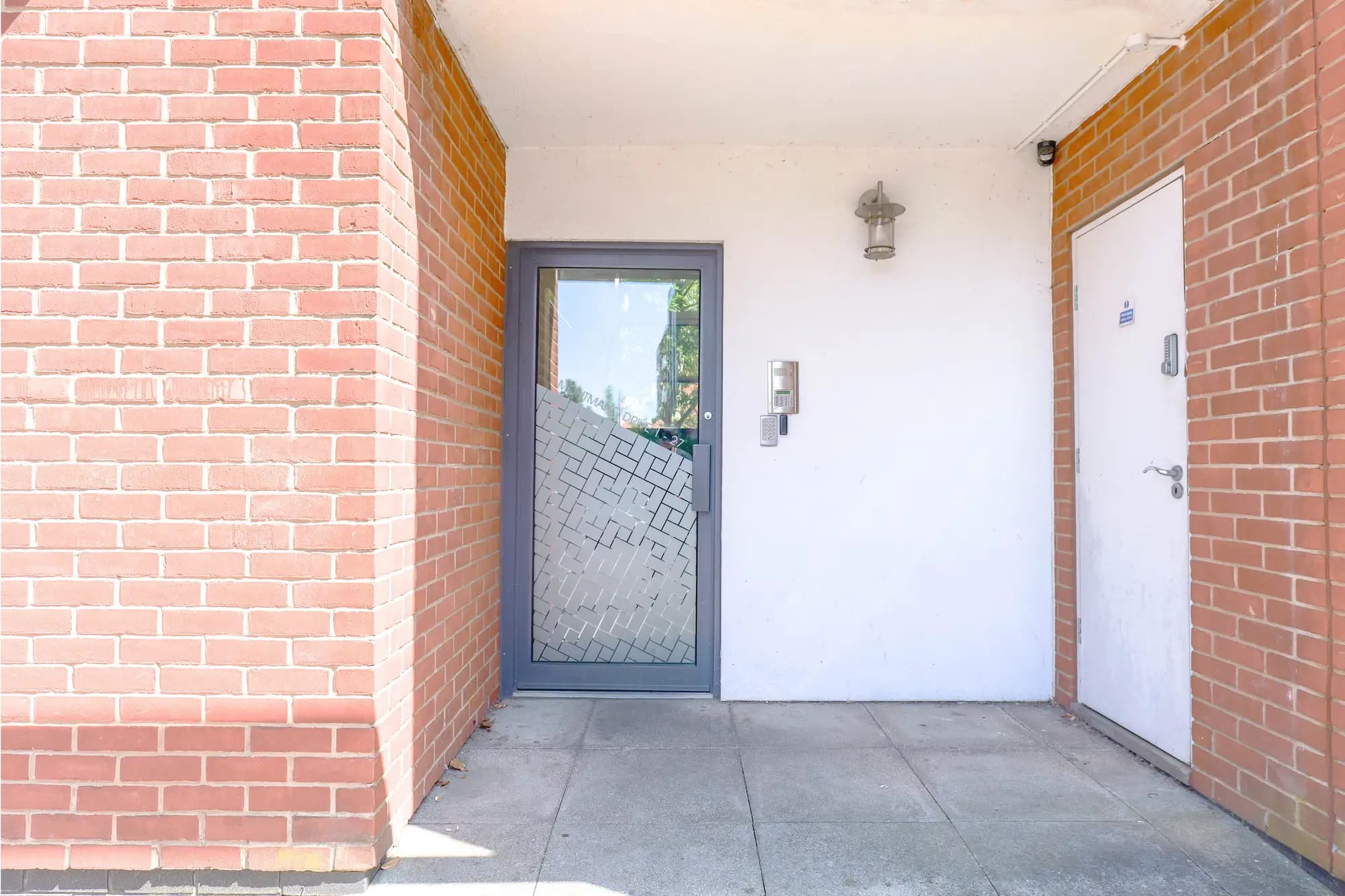 property photo 16 of 17