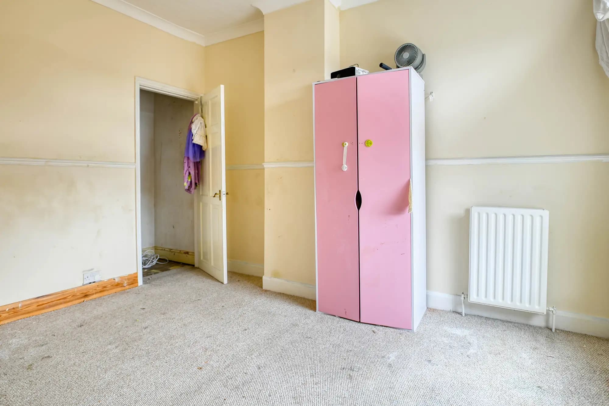 property photo 14 of 30