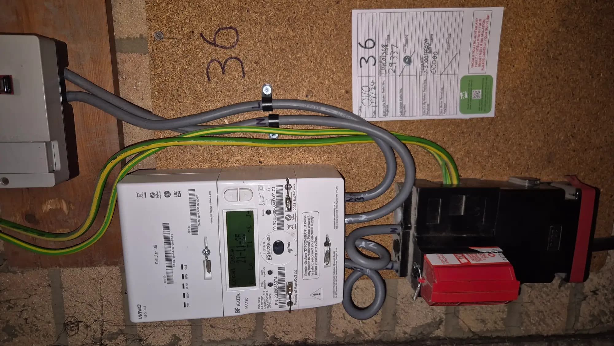 property photo 13 of 16