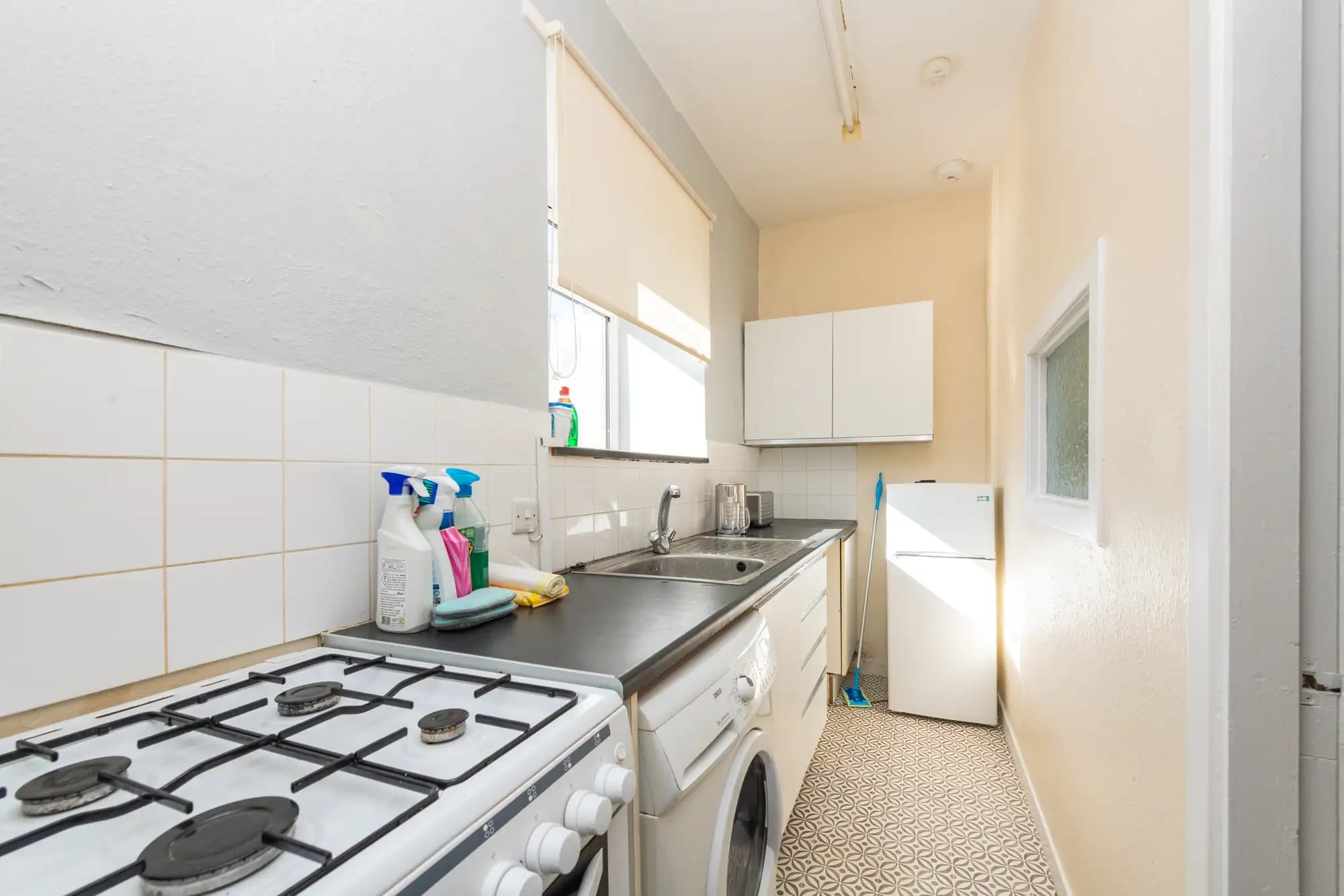 property photo 5 of 17