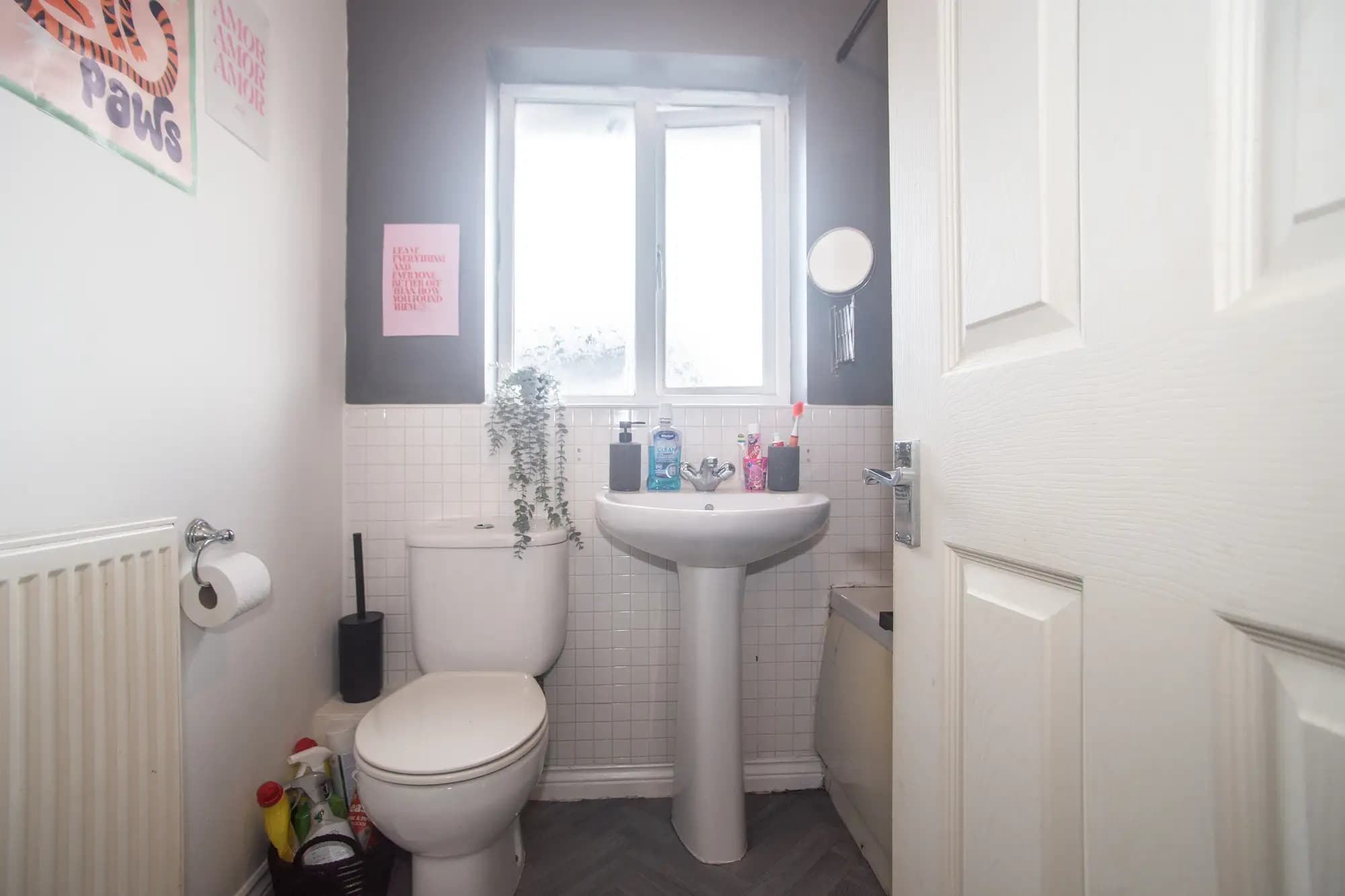 property photo 9 of 24