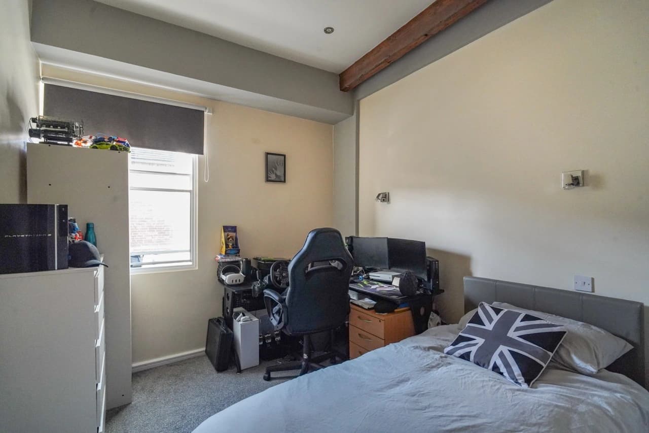 property photo 37 of 56