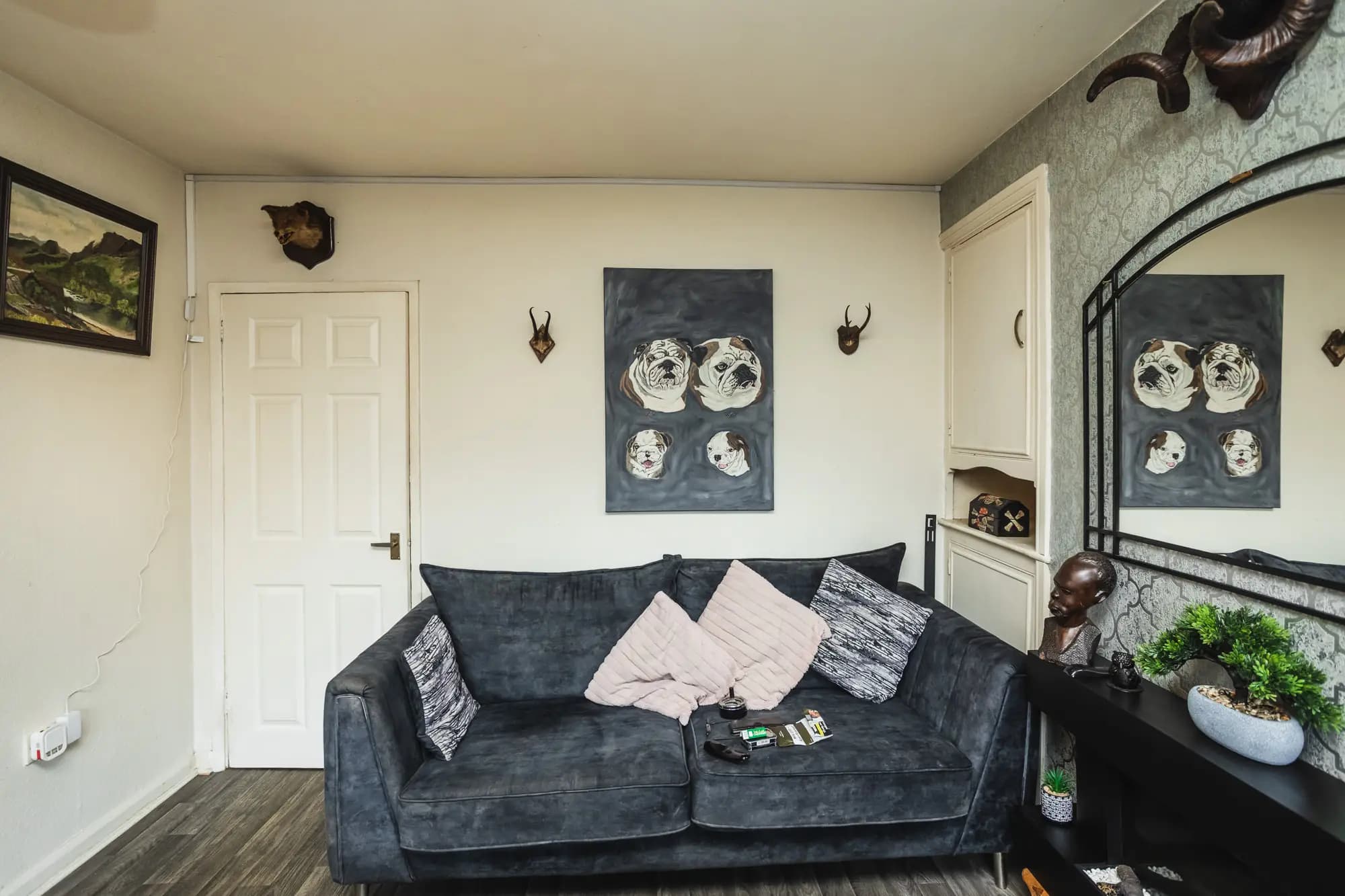 property photo 3 of 19