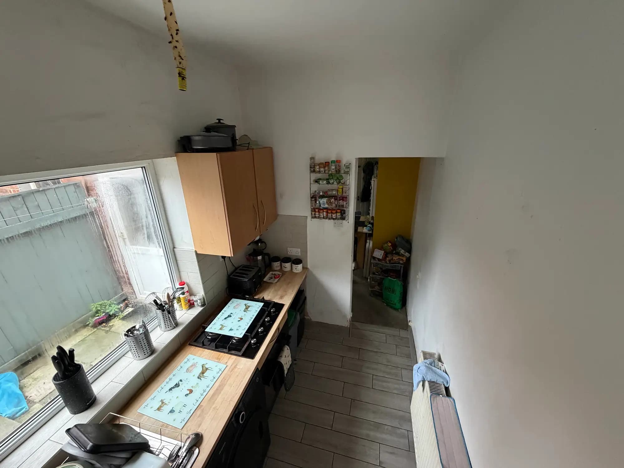 property photo 8 of 27