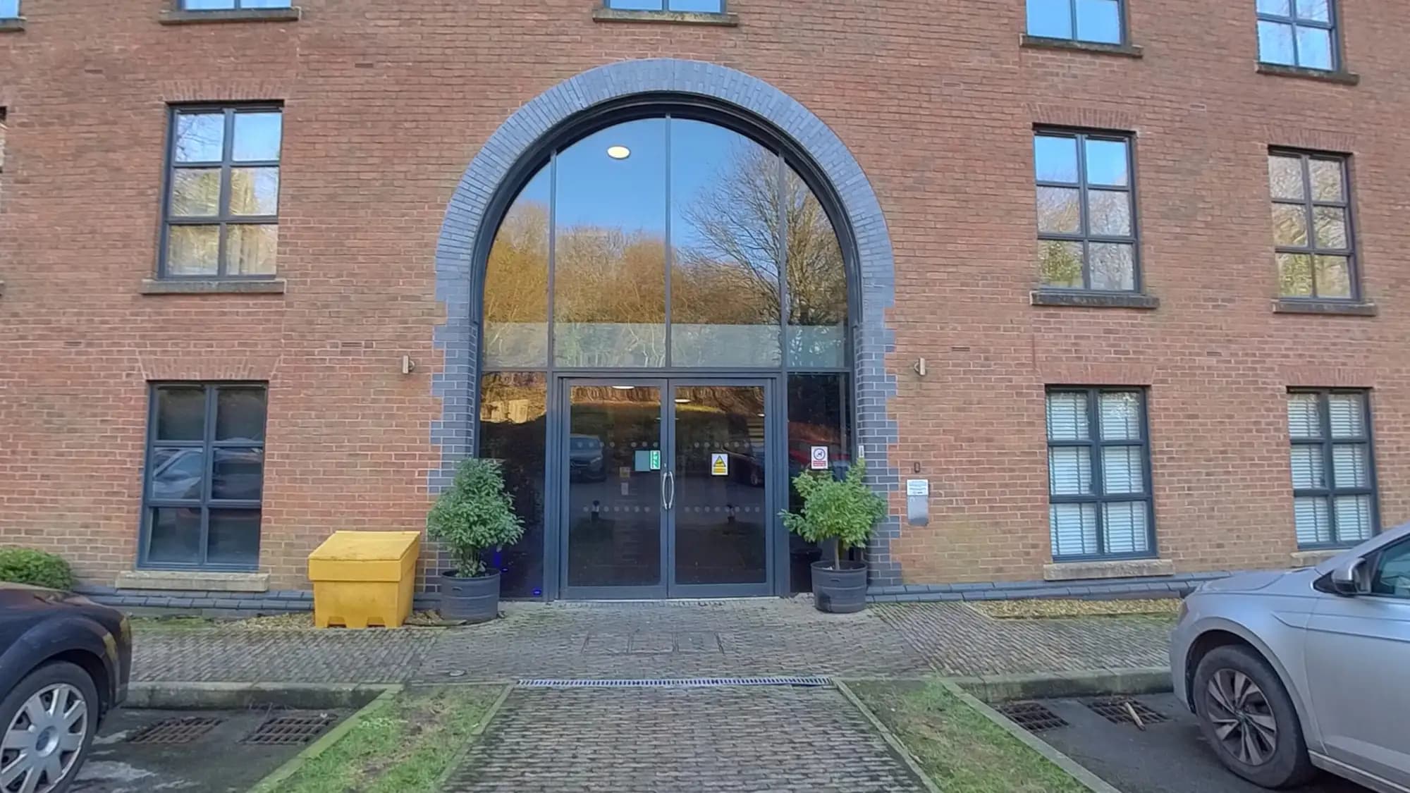 property photo 19 of 20