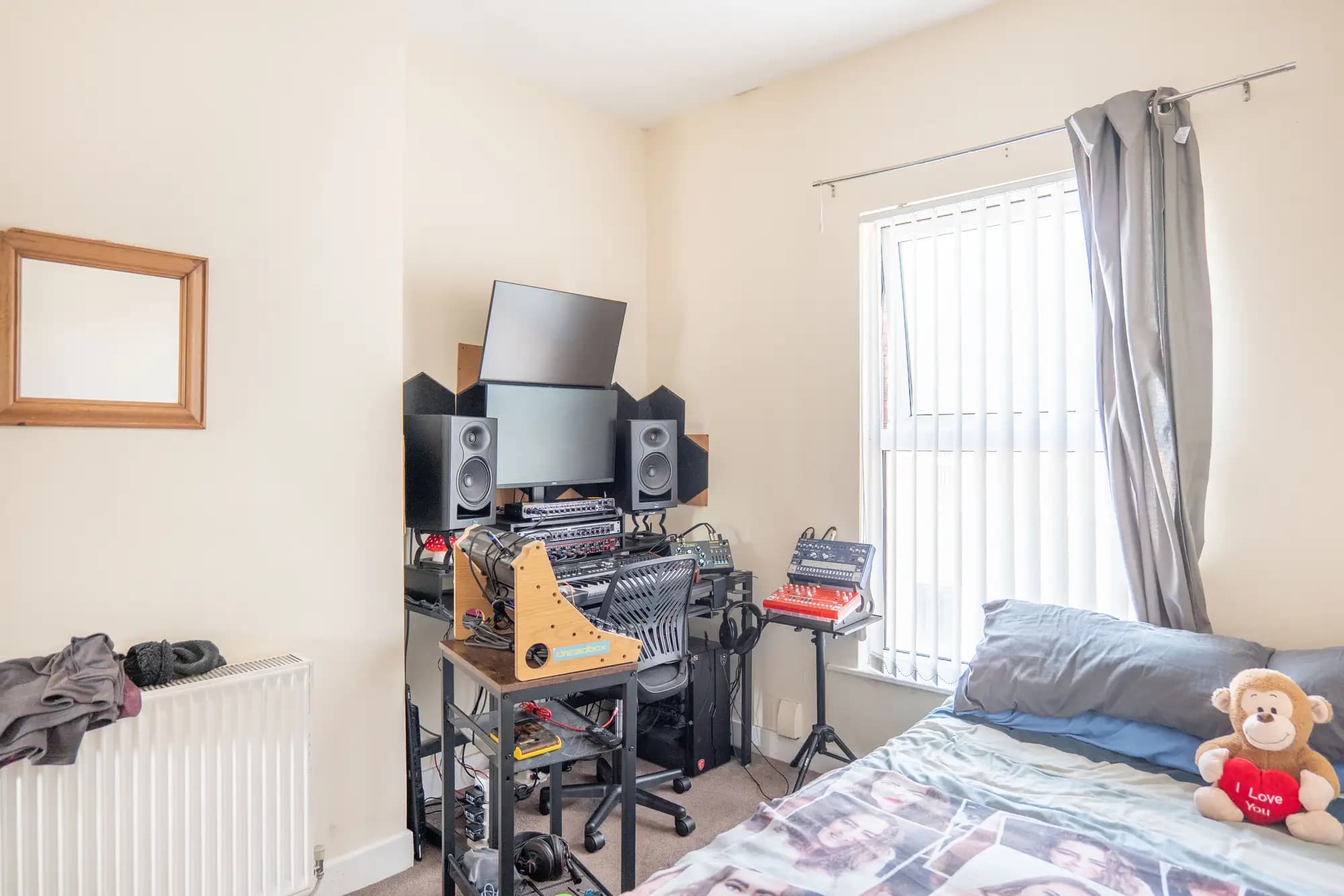 property photo 16 of 22