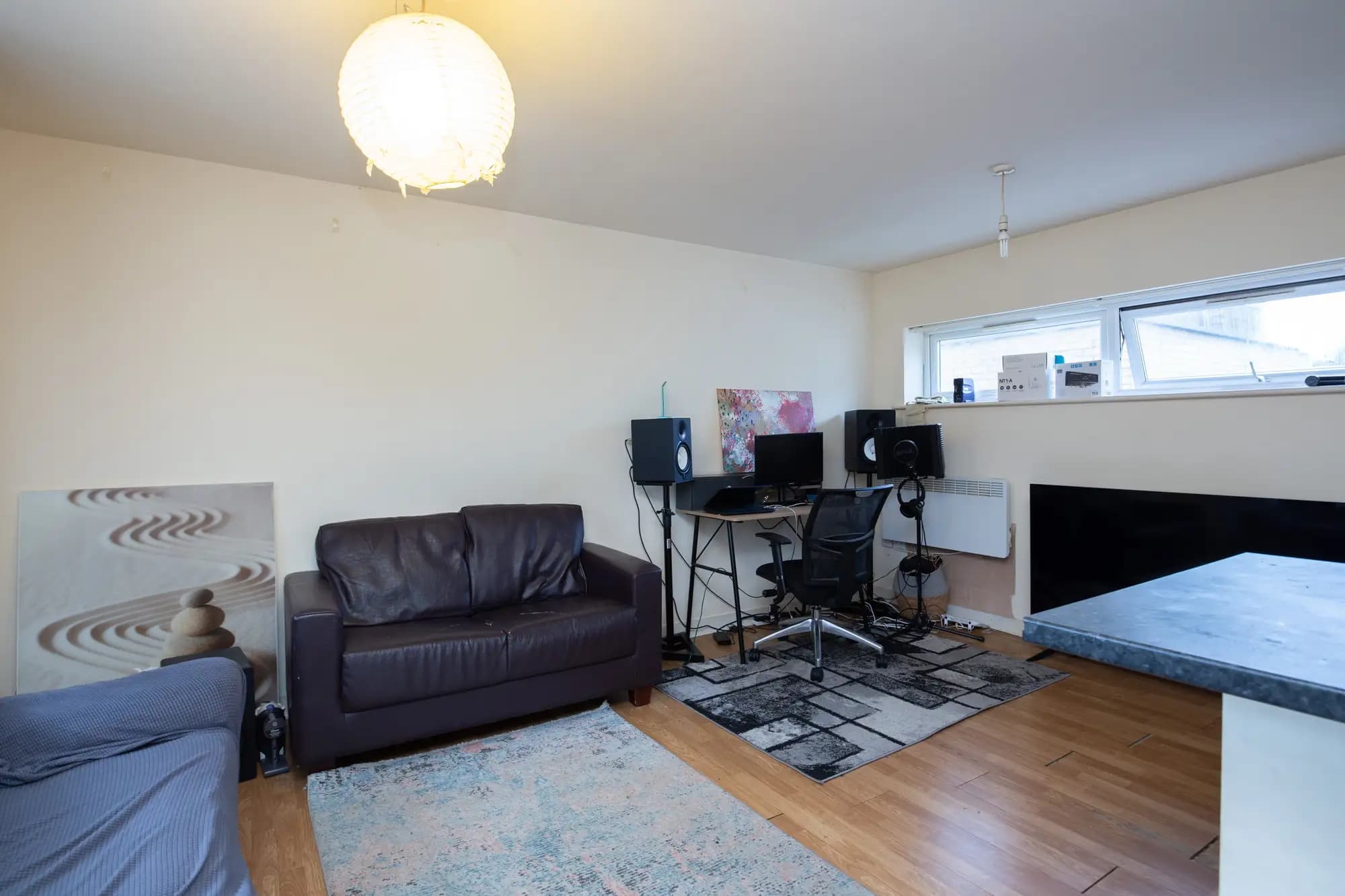 property photo 5 of 26