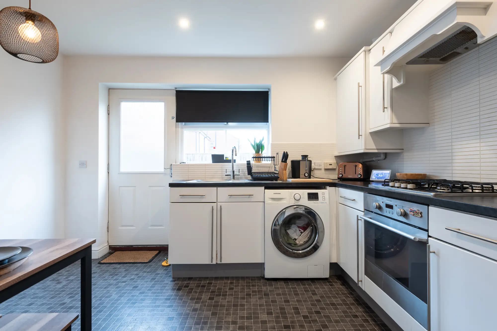 property photo 5 of 19