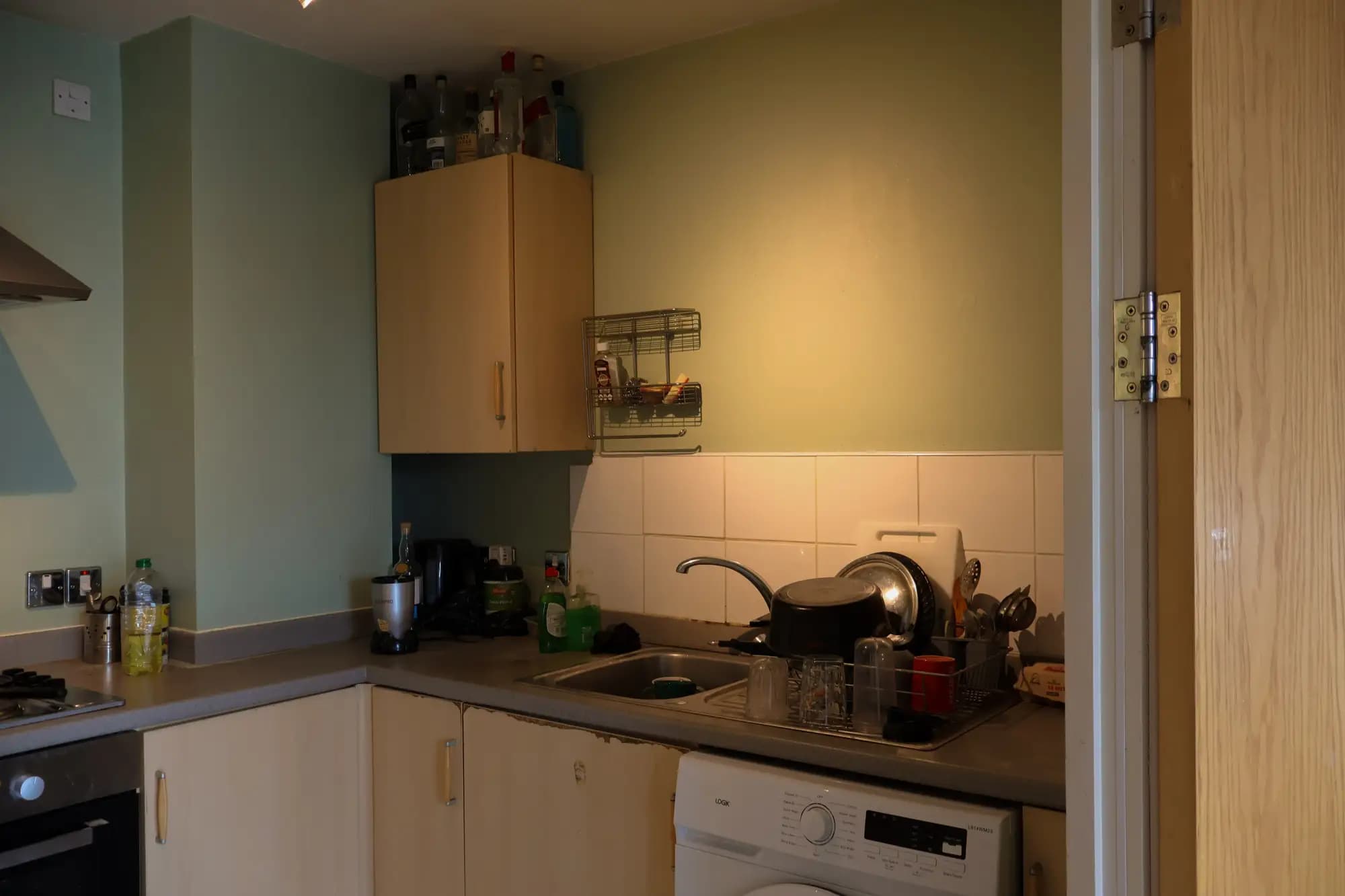 property photo 5 of 16