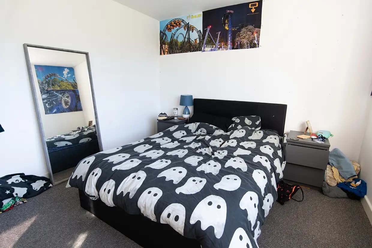 property photo 12 of 17