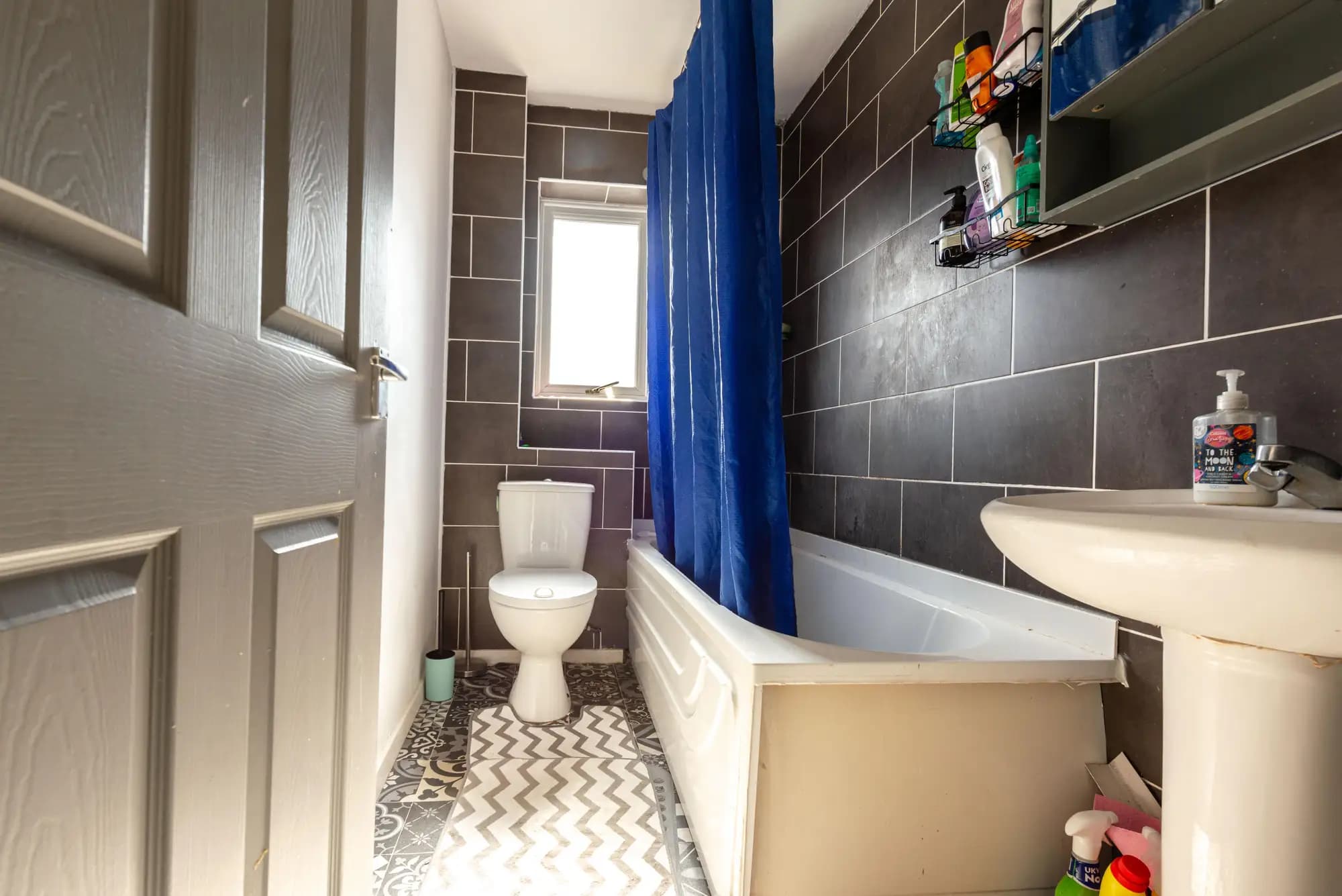 property photo 14 of 33