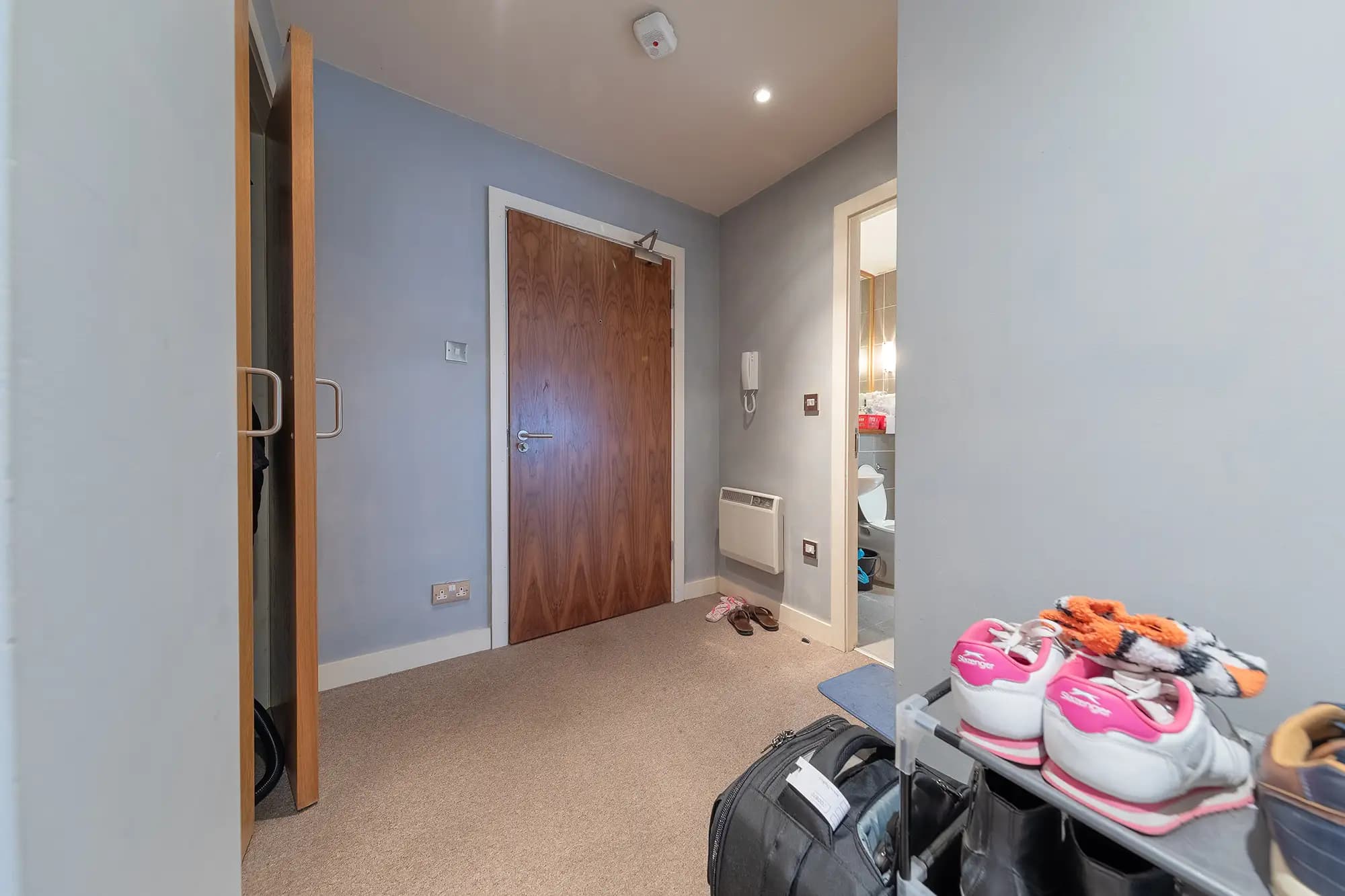 property photo 18 of 23