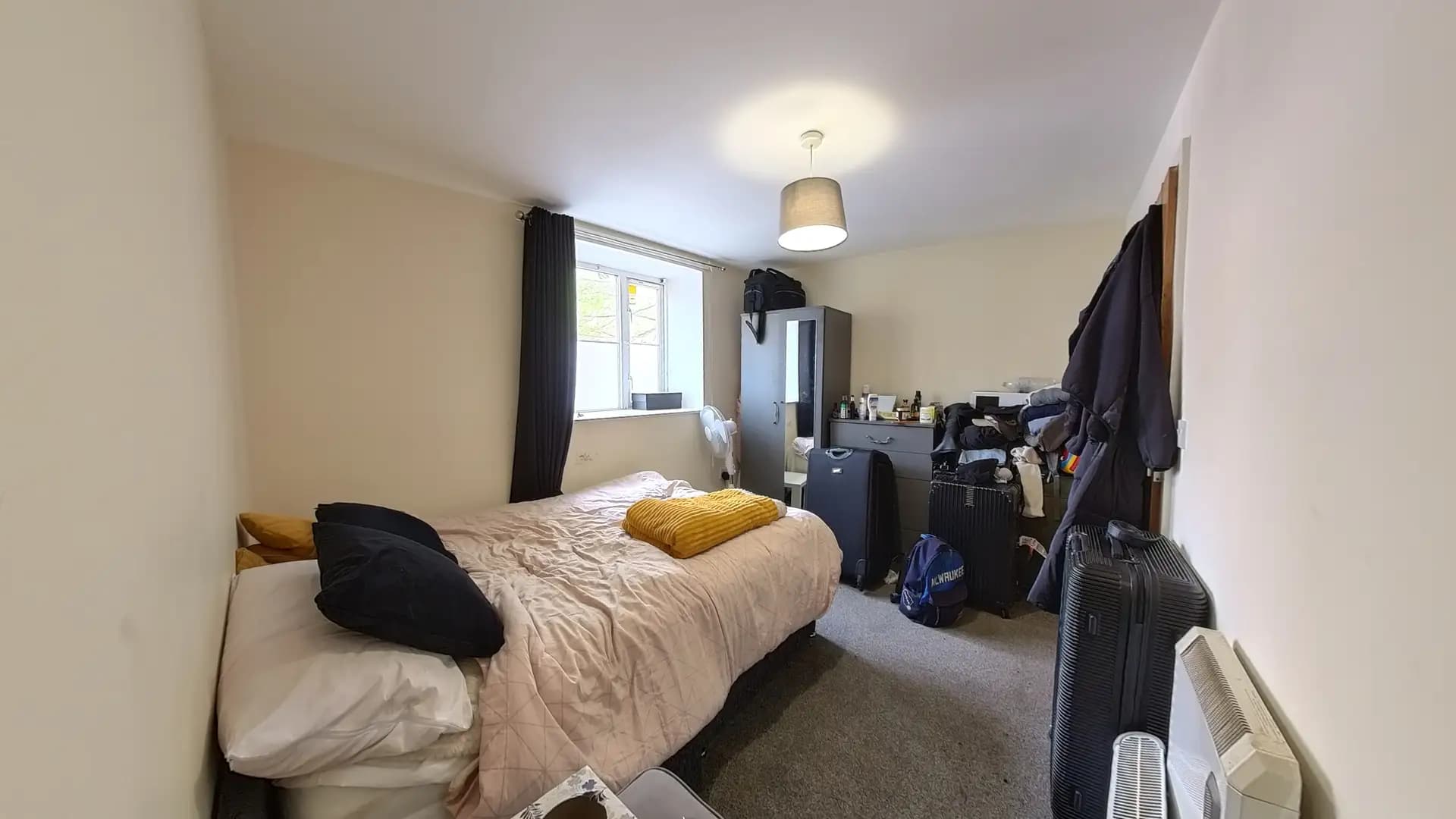 property photo 13 of 24