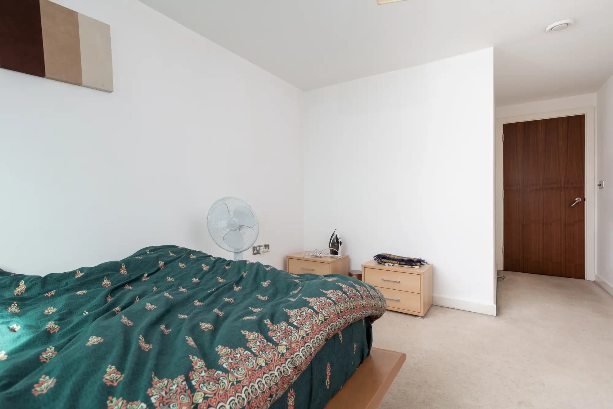 property photo 8 of 12