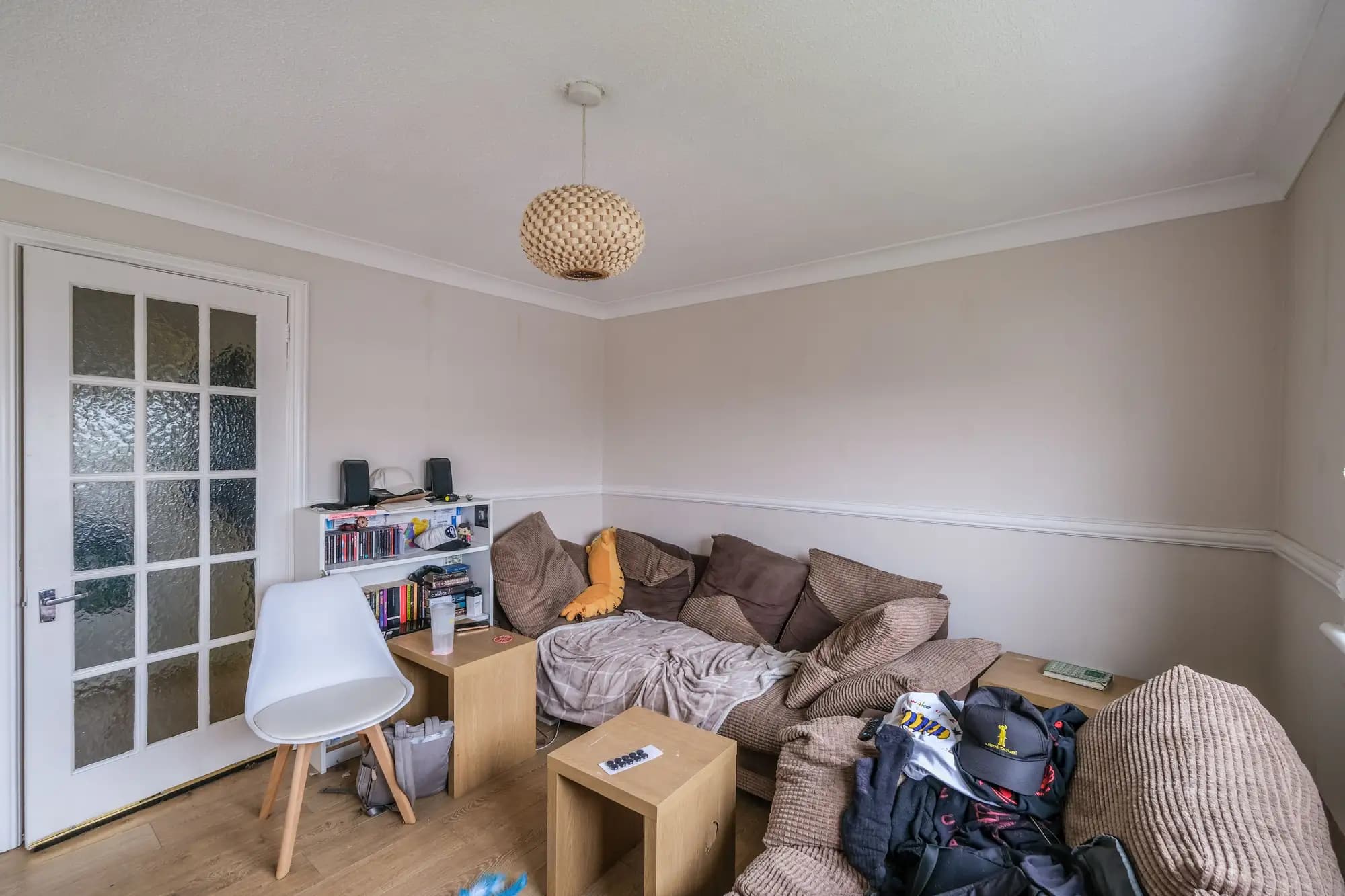 property photo 5 of 17