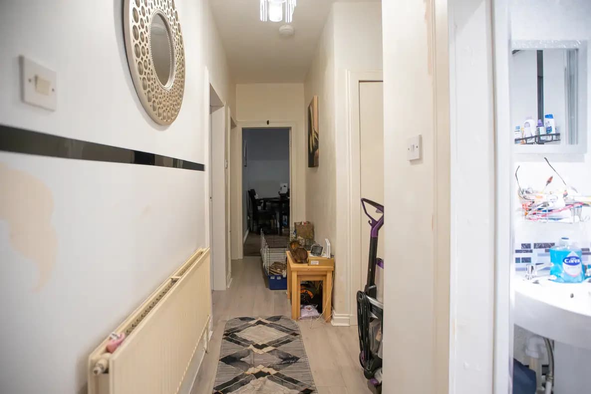 property photo 23 of 28