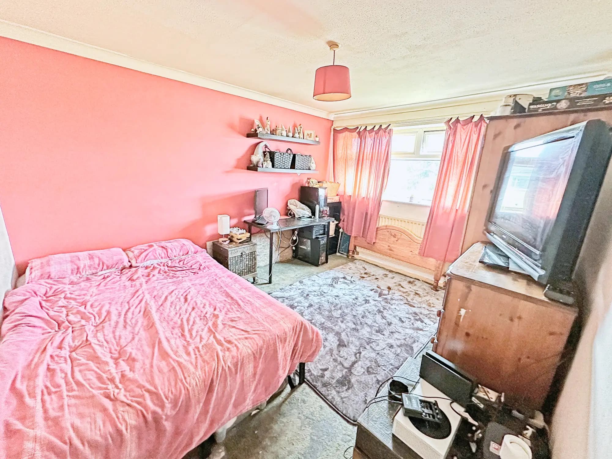property photo 9 of 24