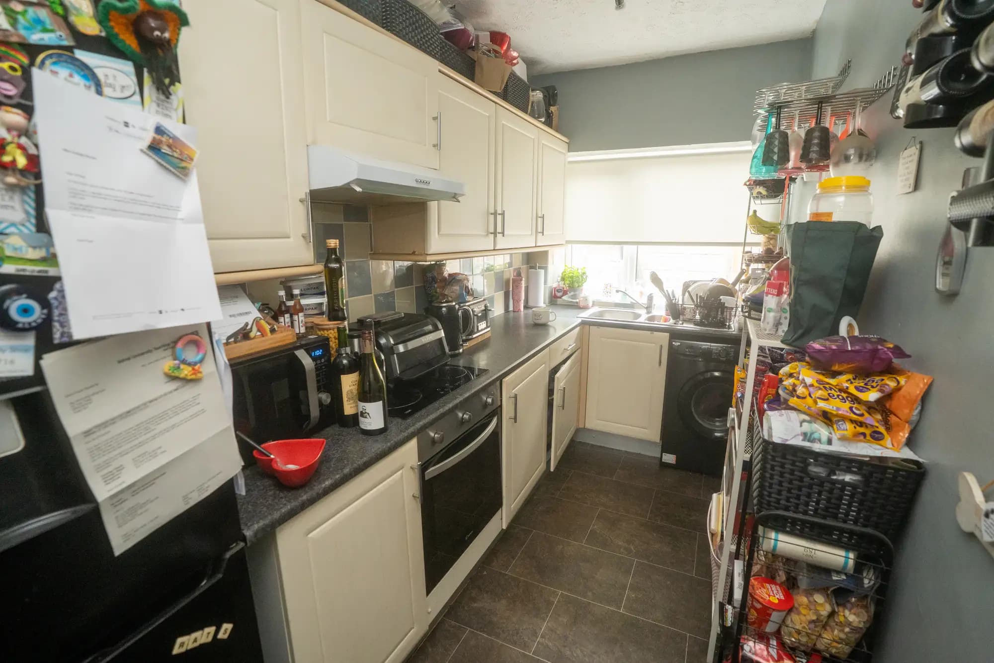 property photo 5 of 17