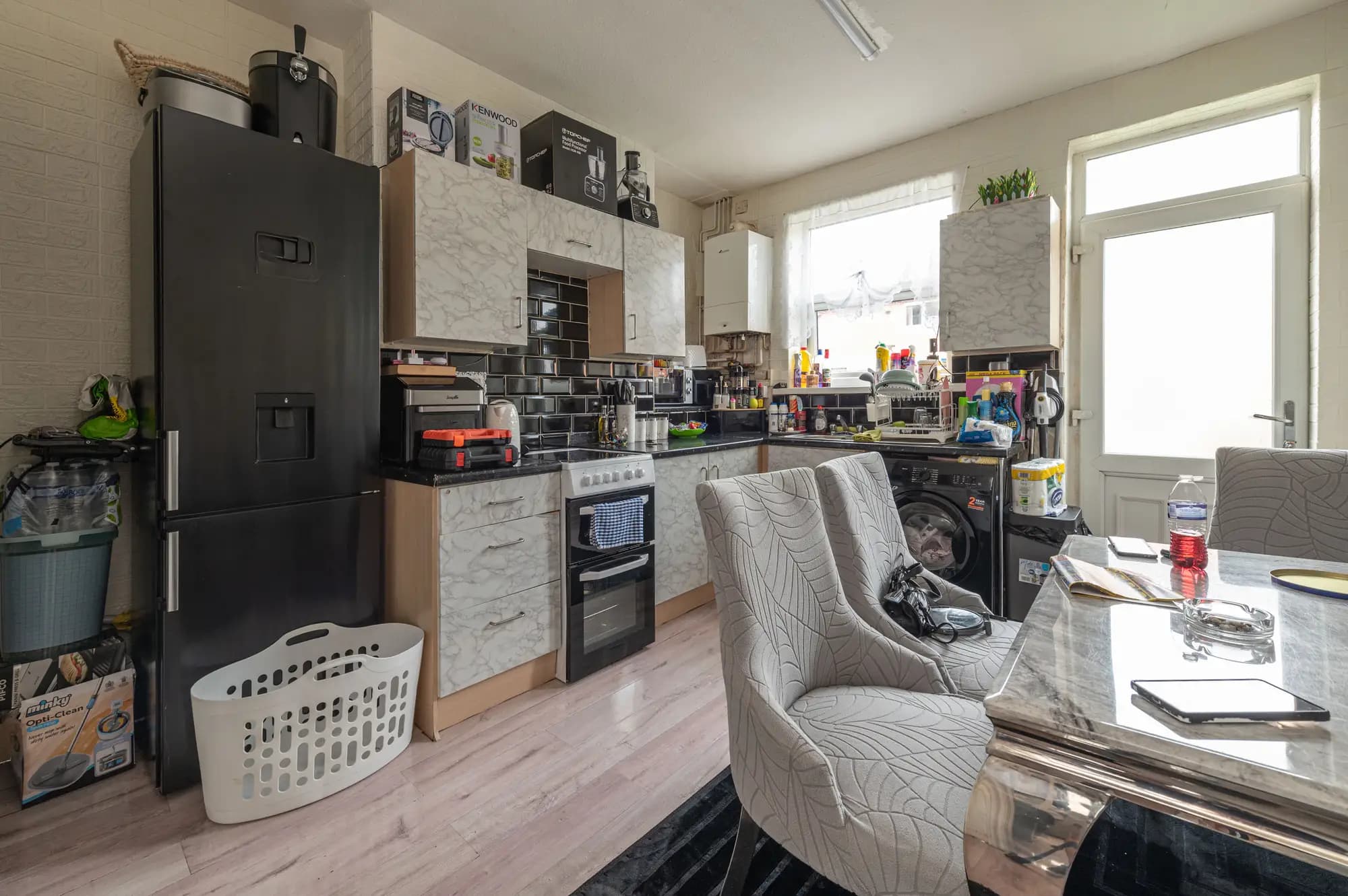 property photo 5 of 15