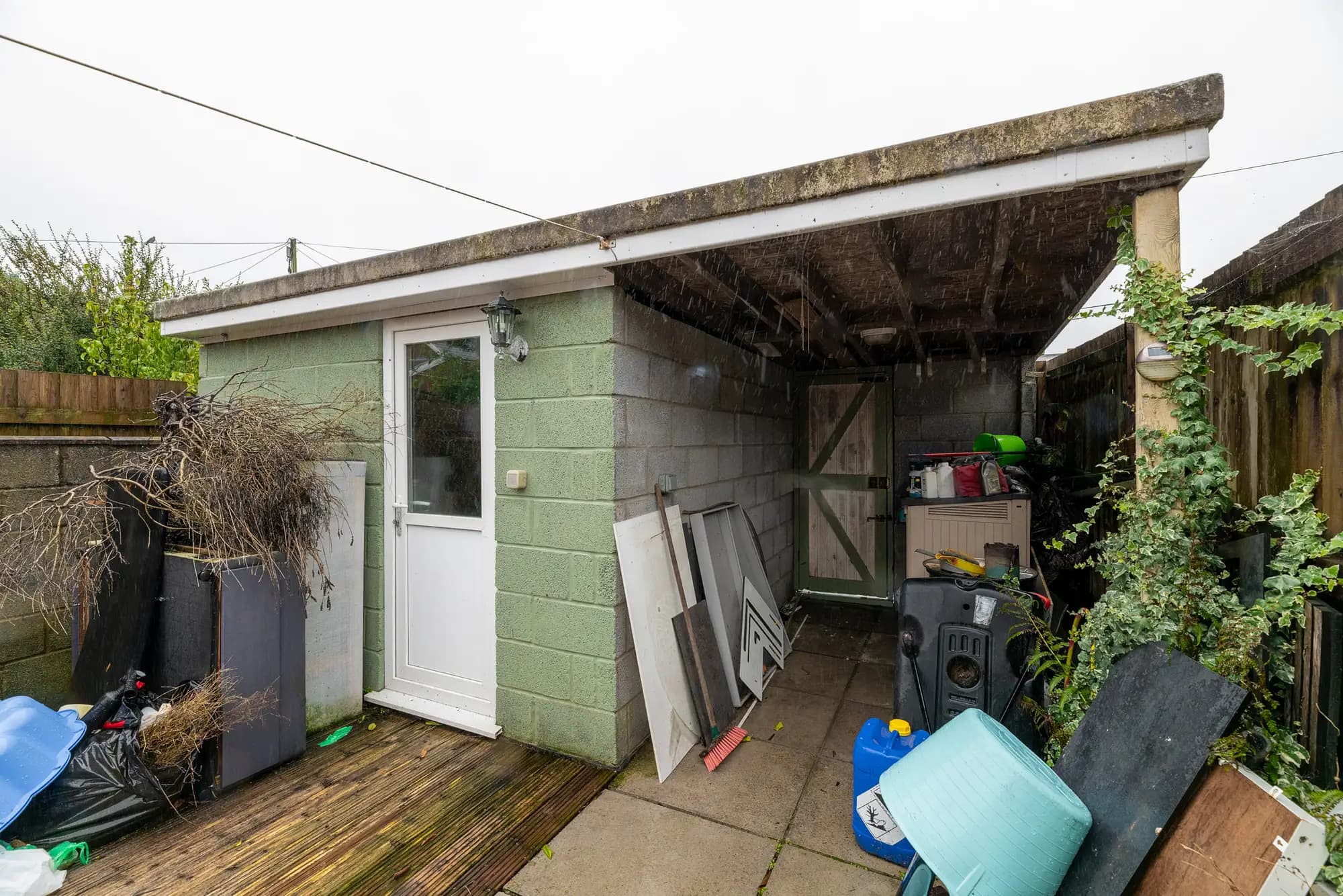 property photo 29 of 32