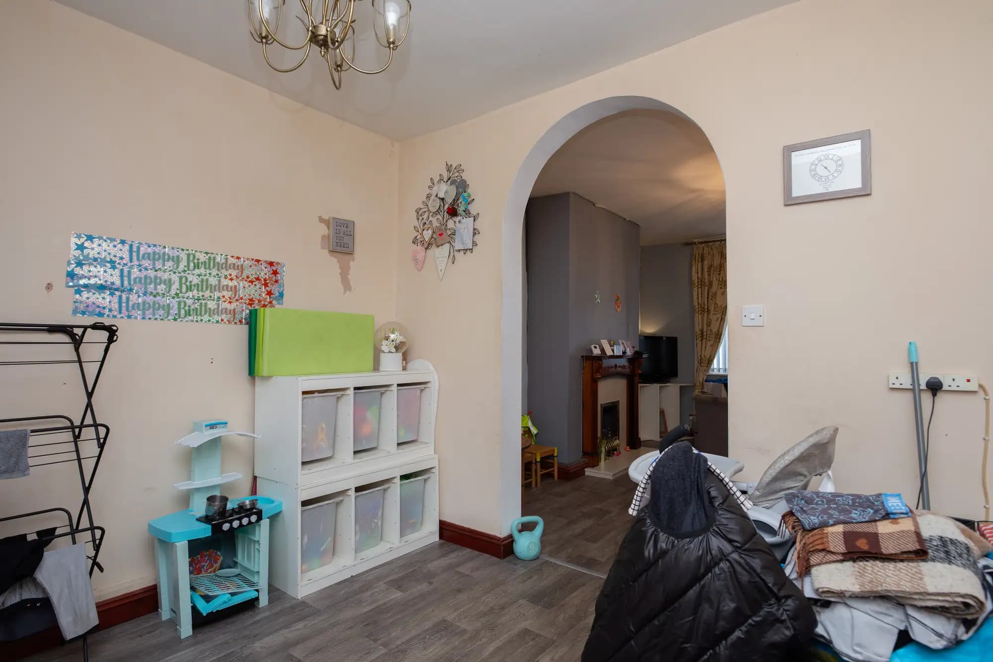 property photo 6 of 21