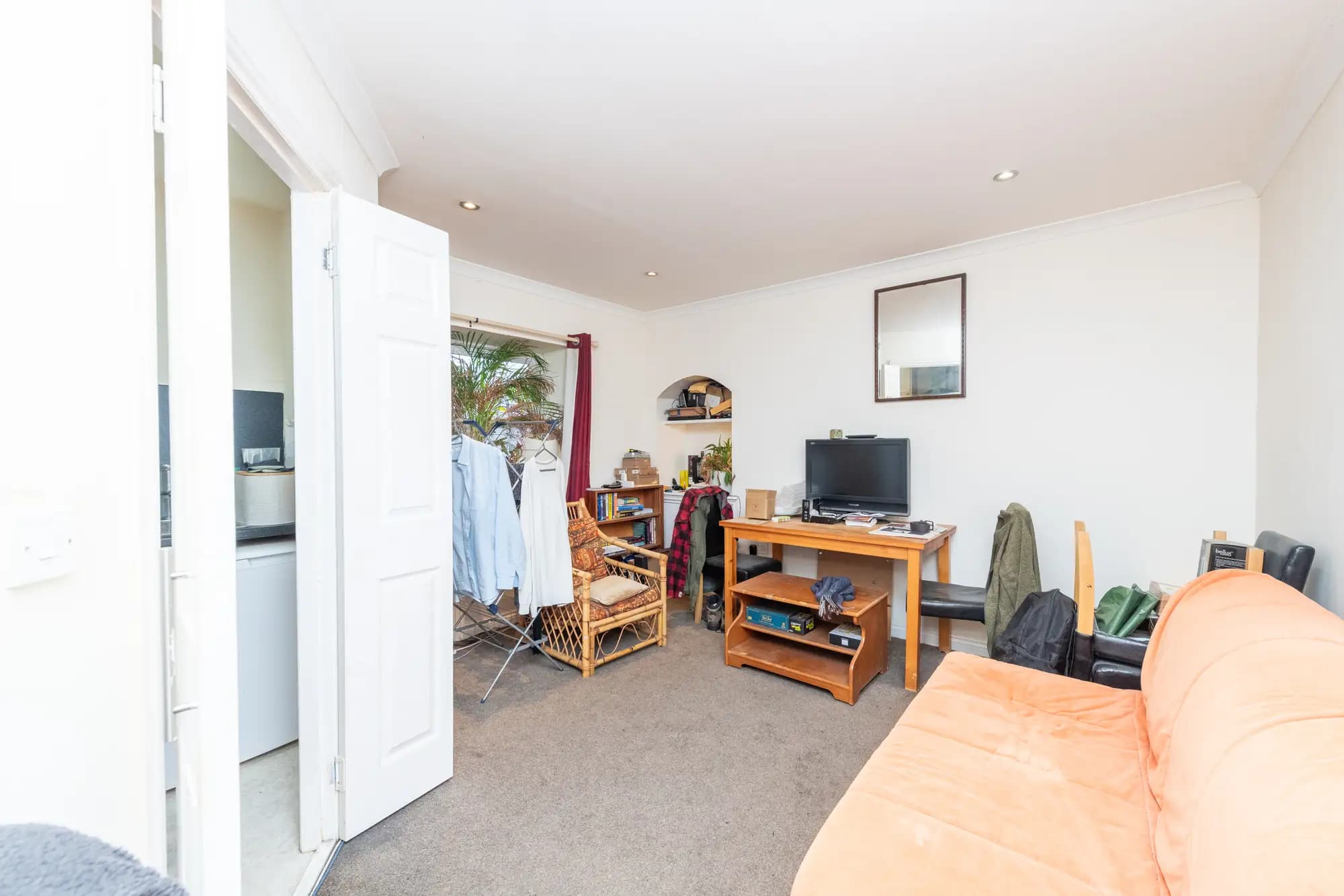 property photo 5 of 22