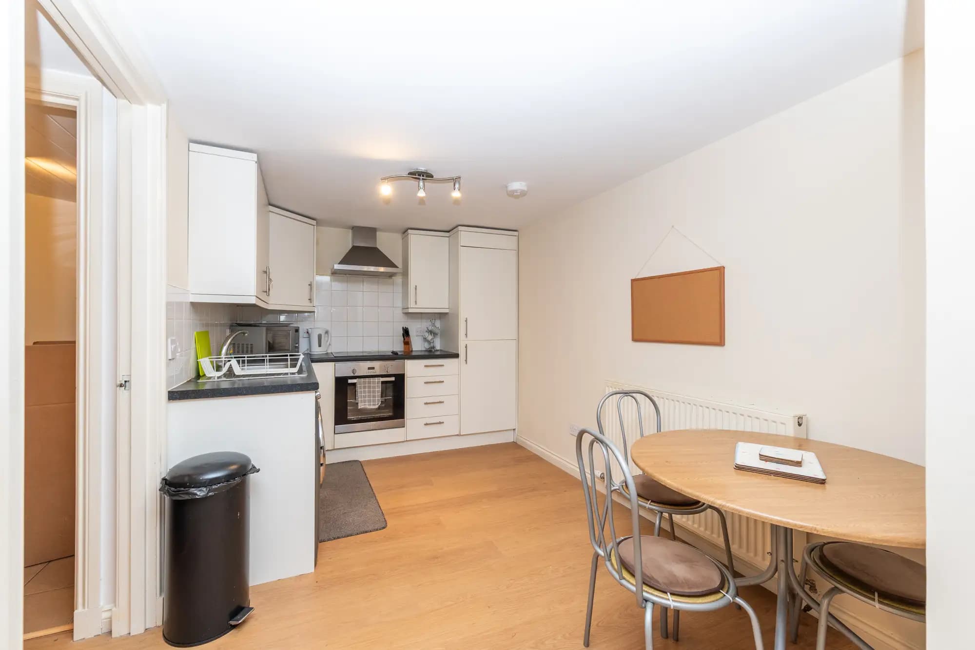 property photo 11 of 31