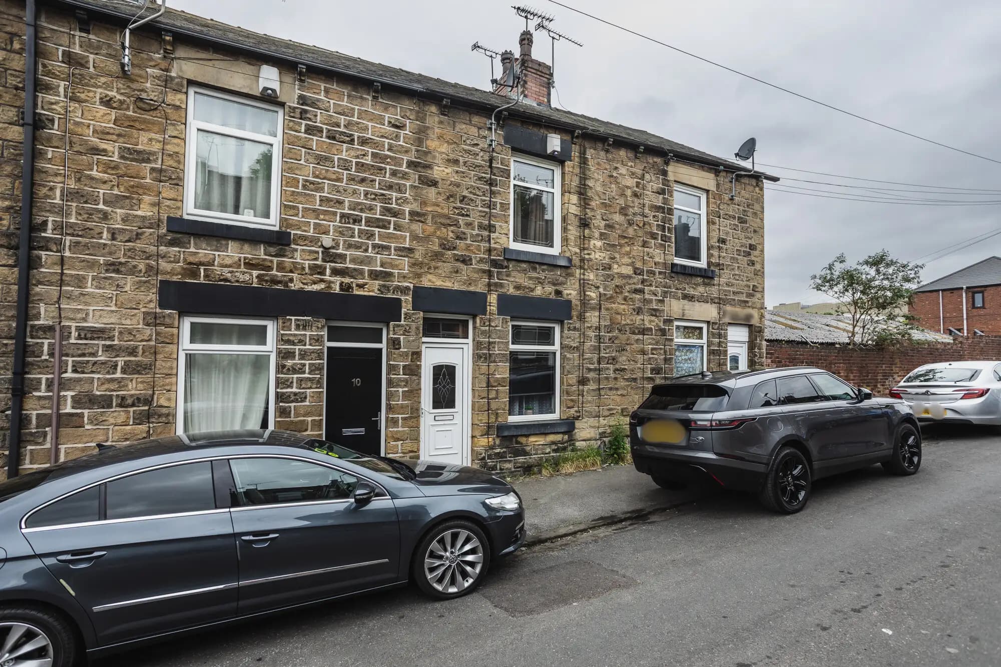 property photo 1 of 16