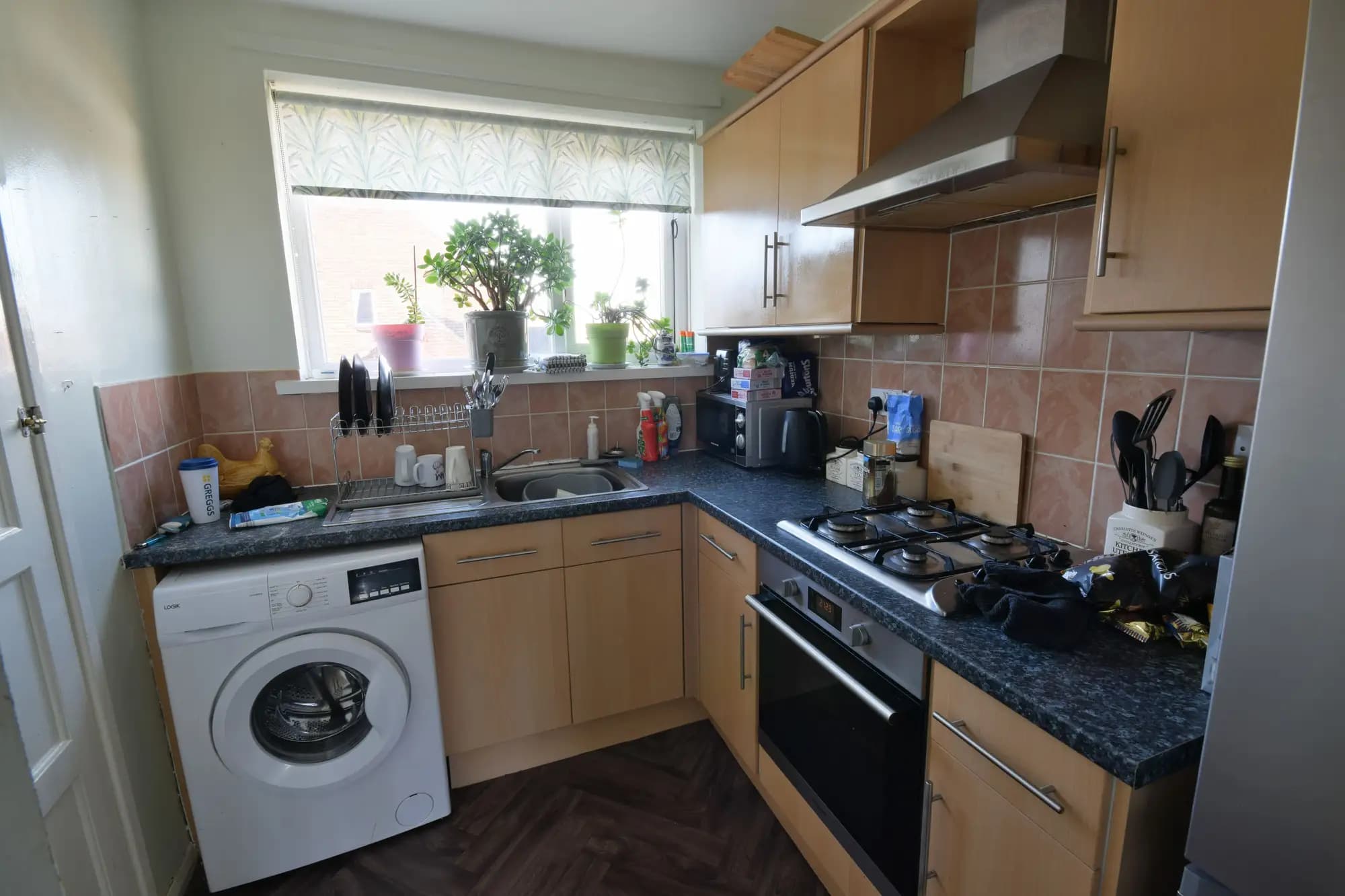 property photo 7 of 25