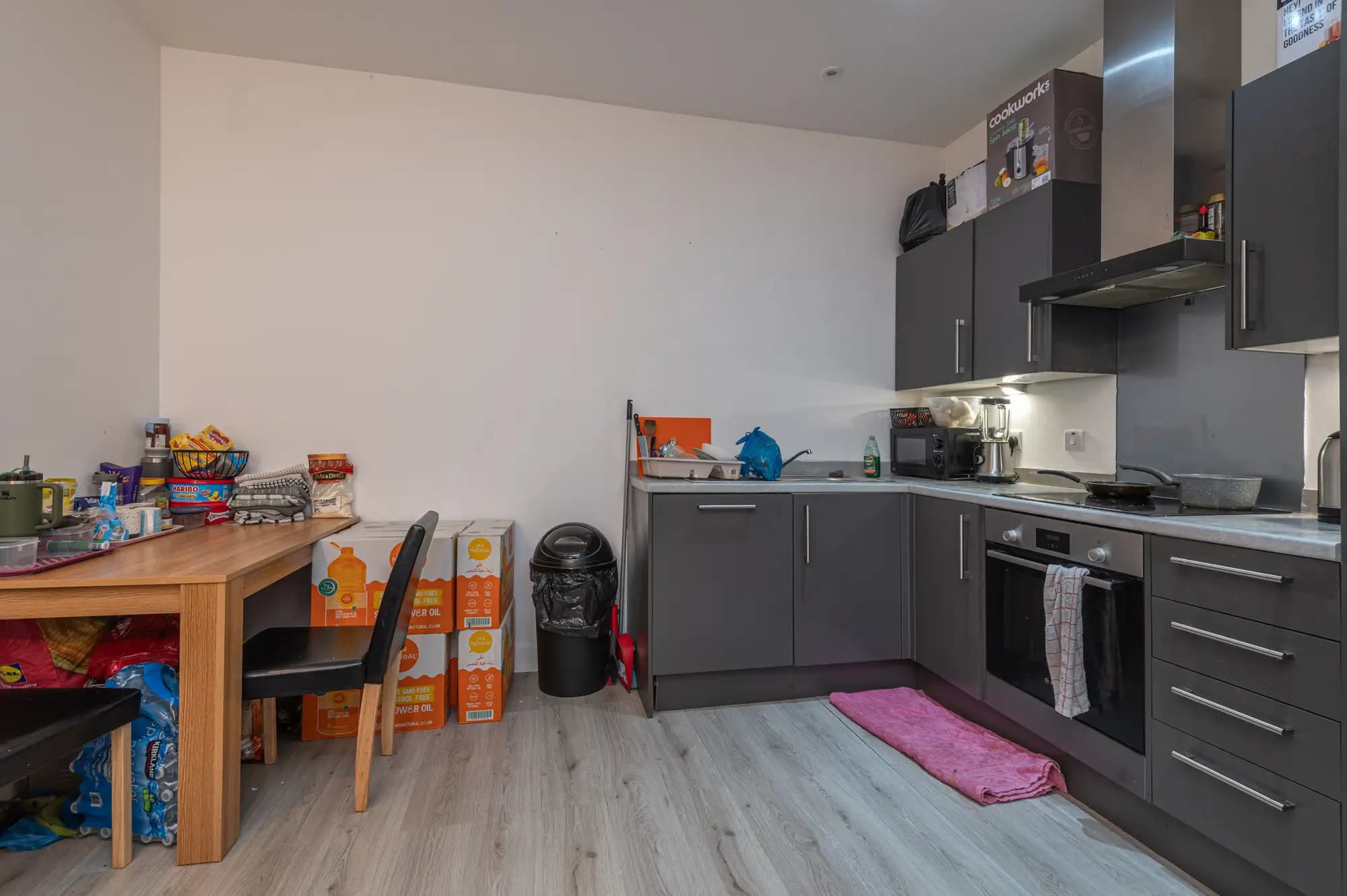 property photo 5 of 19