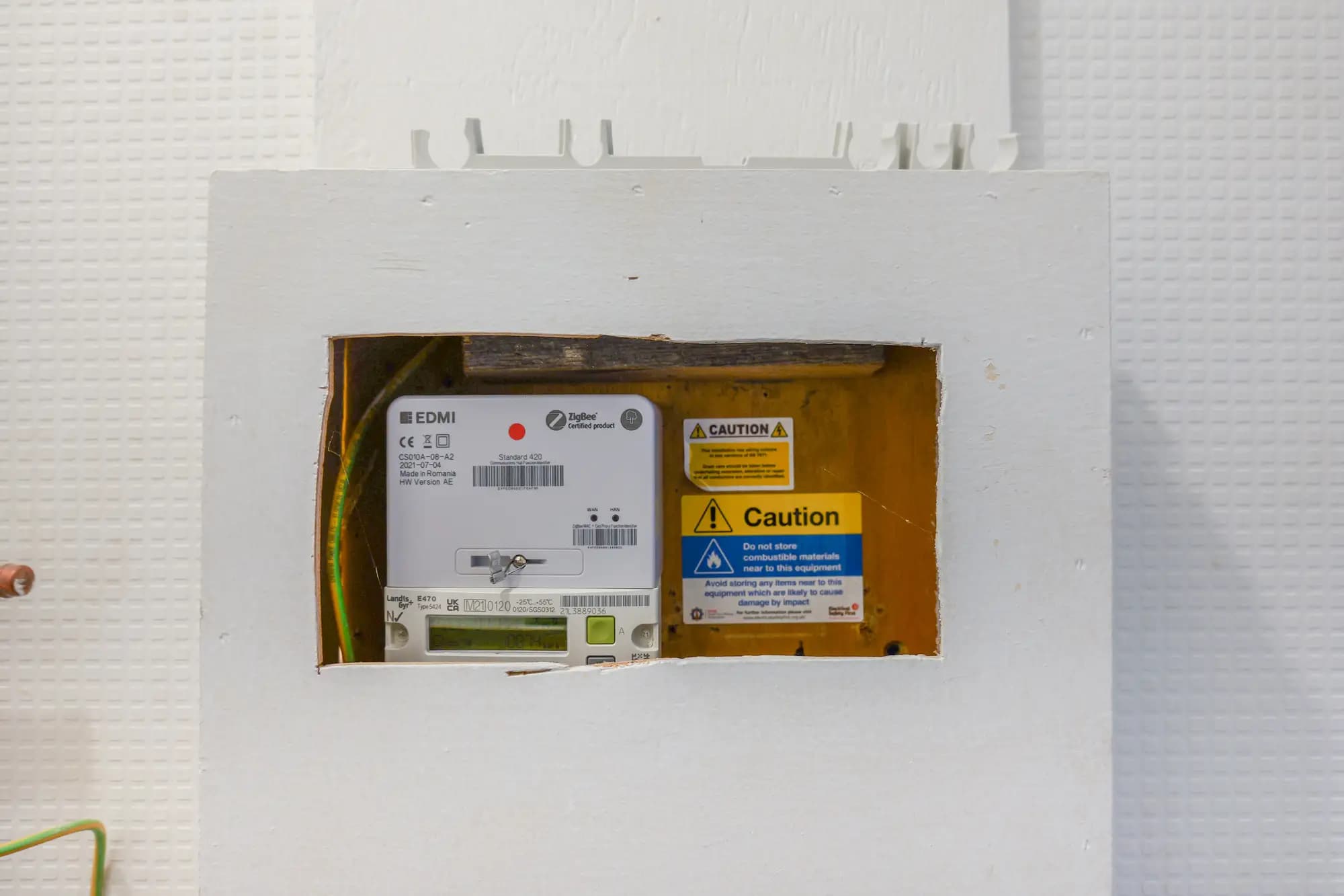 property photo 11 of 16