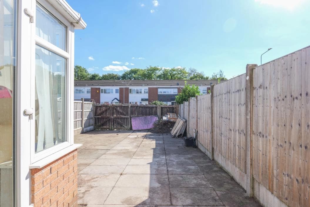 property photo 17 of 19