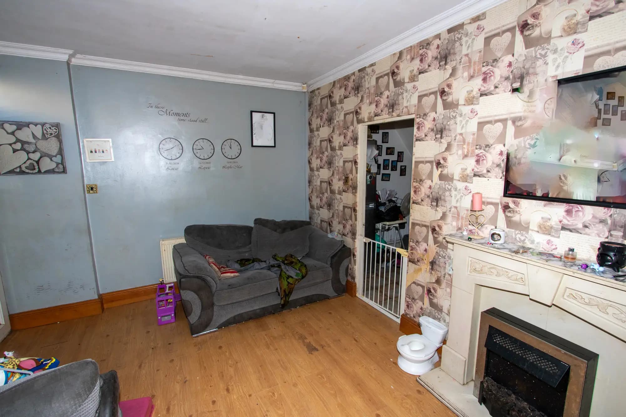 property photo 3 of 21