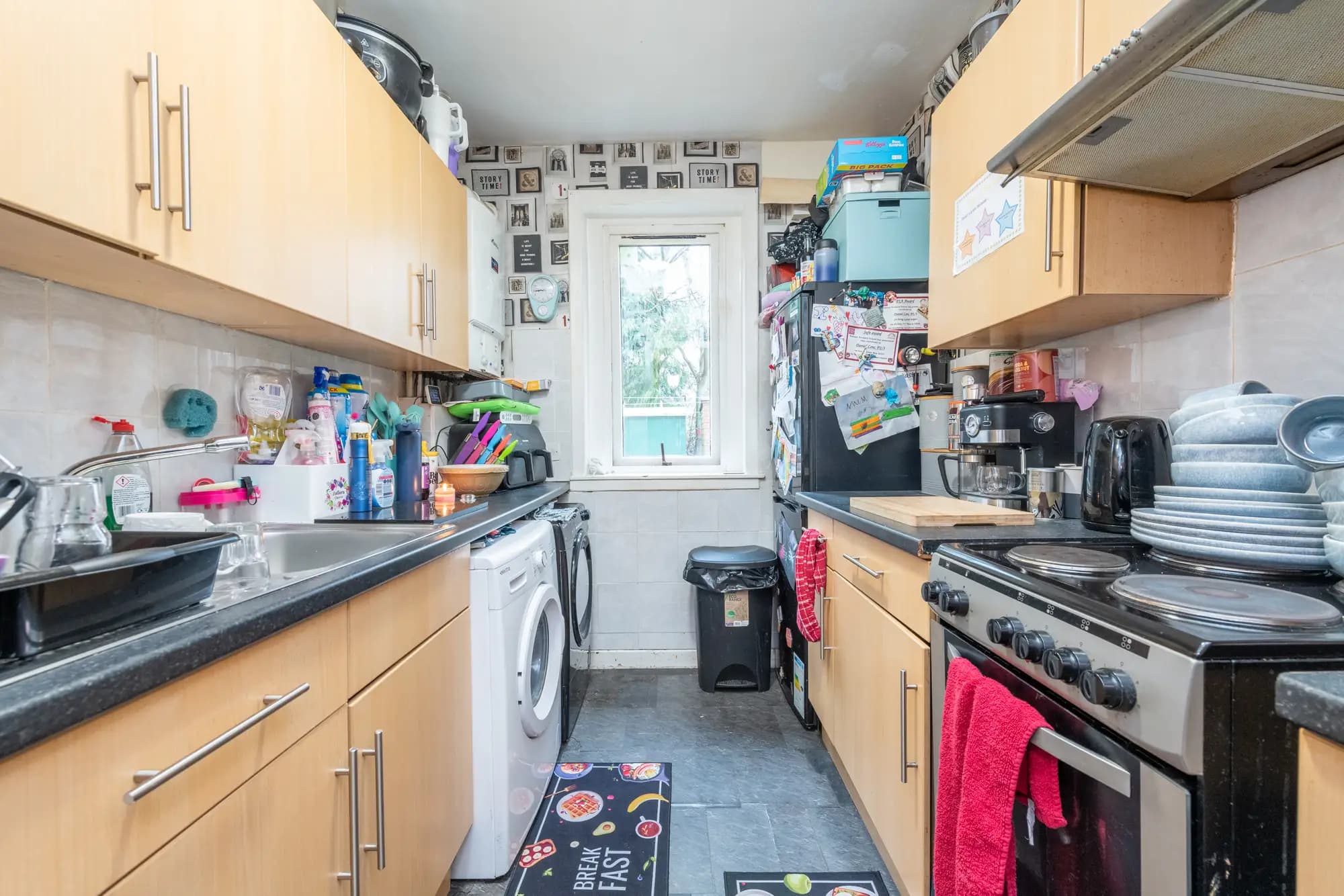 property photo 6 of 28