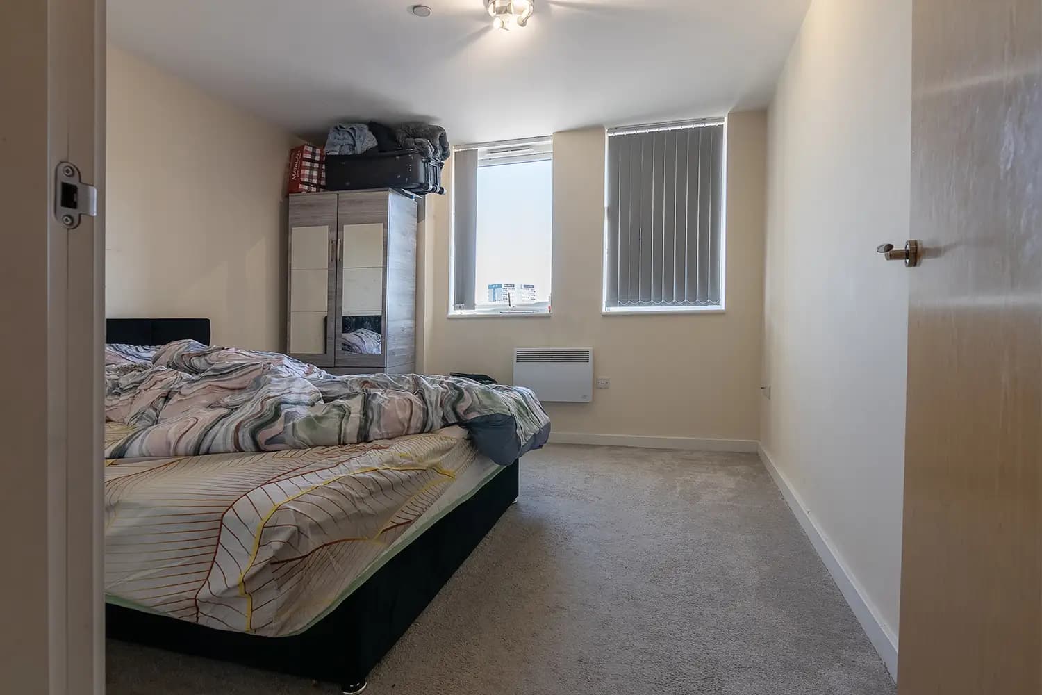 property photo 12 of 28