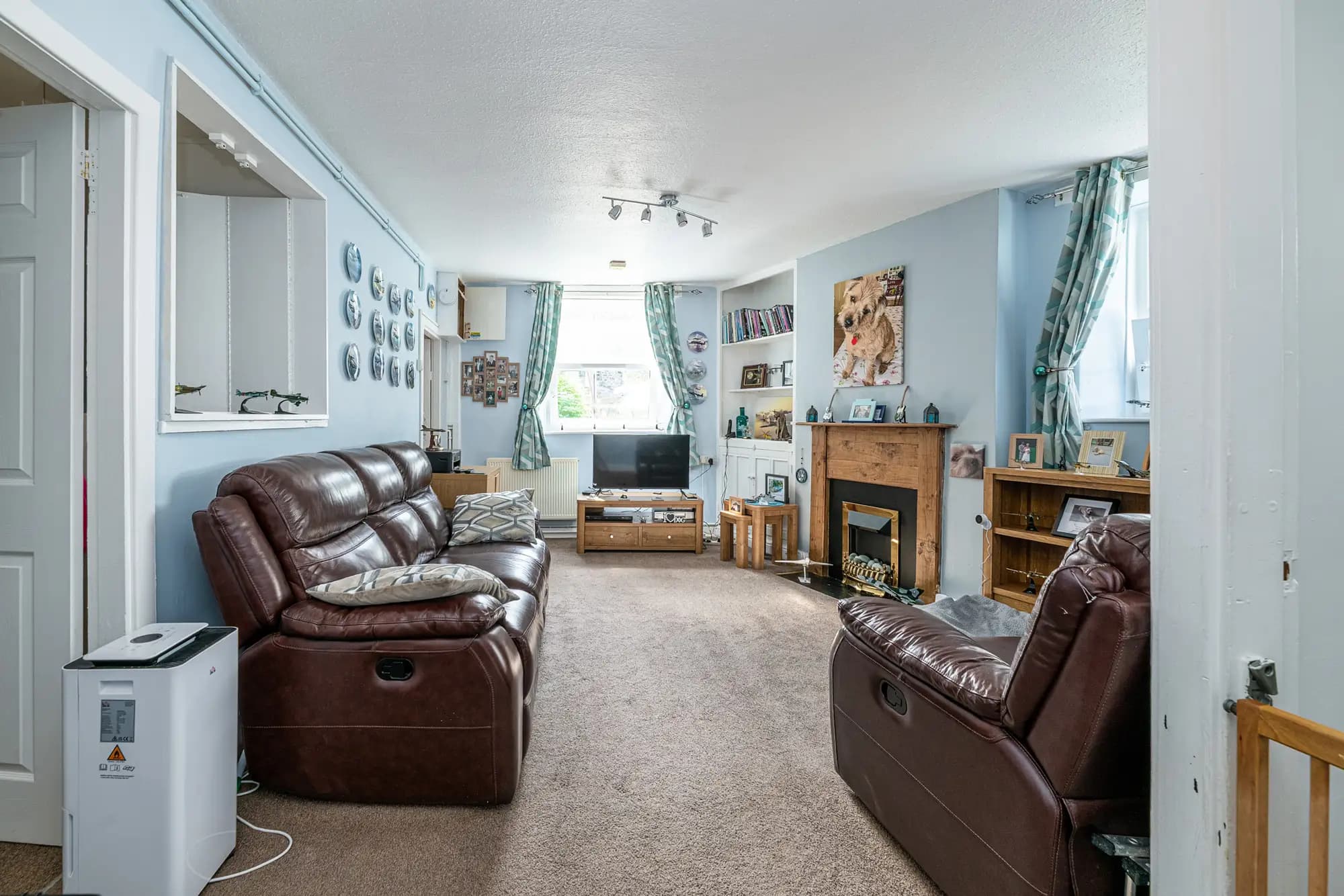 property photo 18 of 34