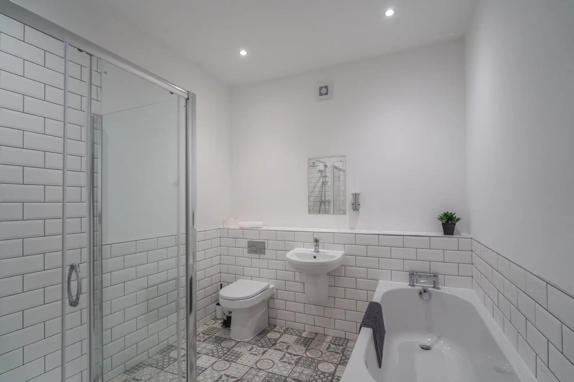 property photo 28 of 82