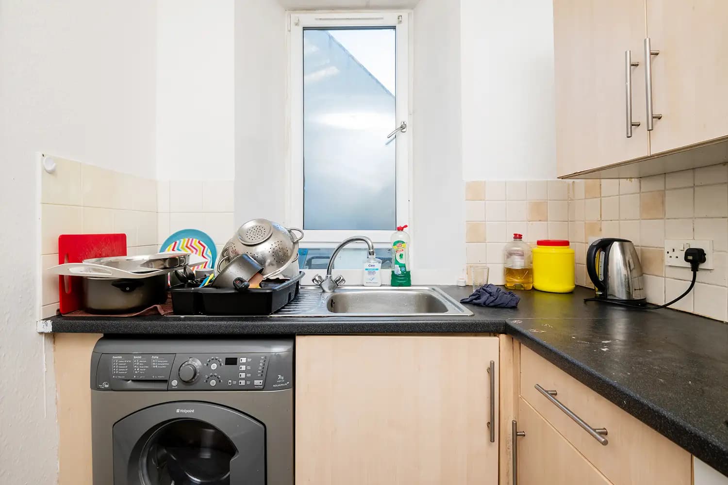 property photo 5 of 32
