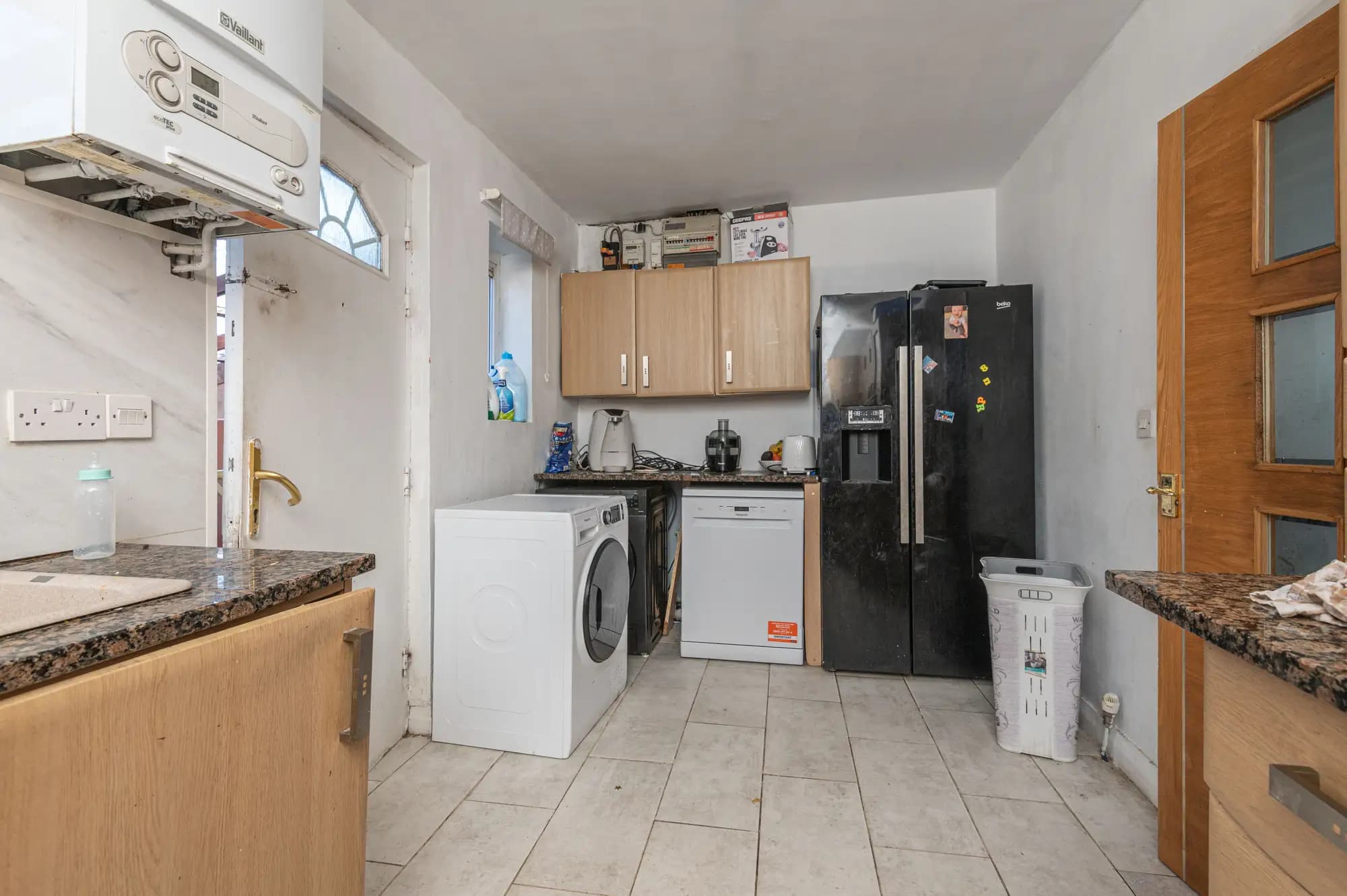 property photo 6 of 22