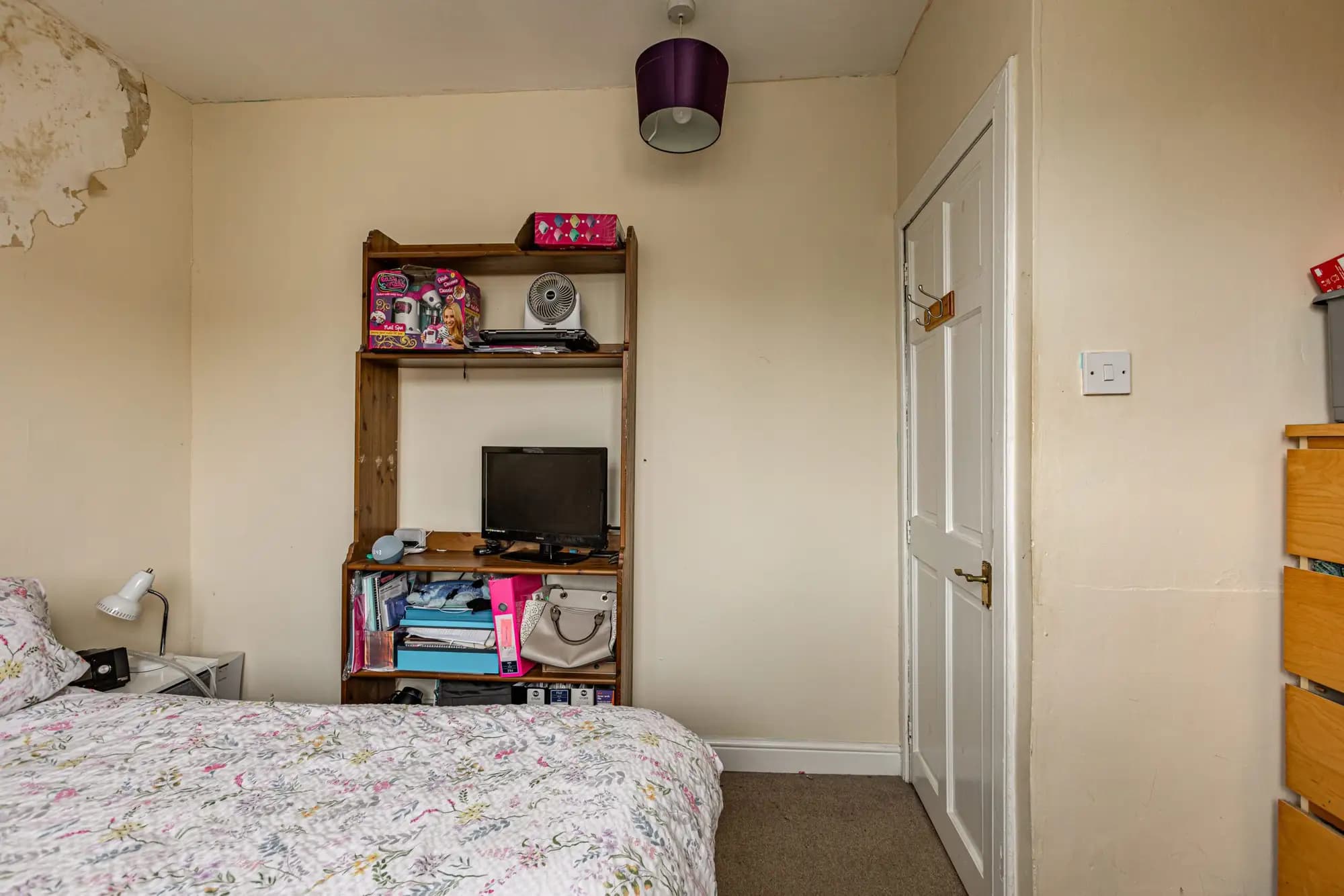 property photo 19 of 37