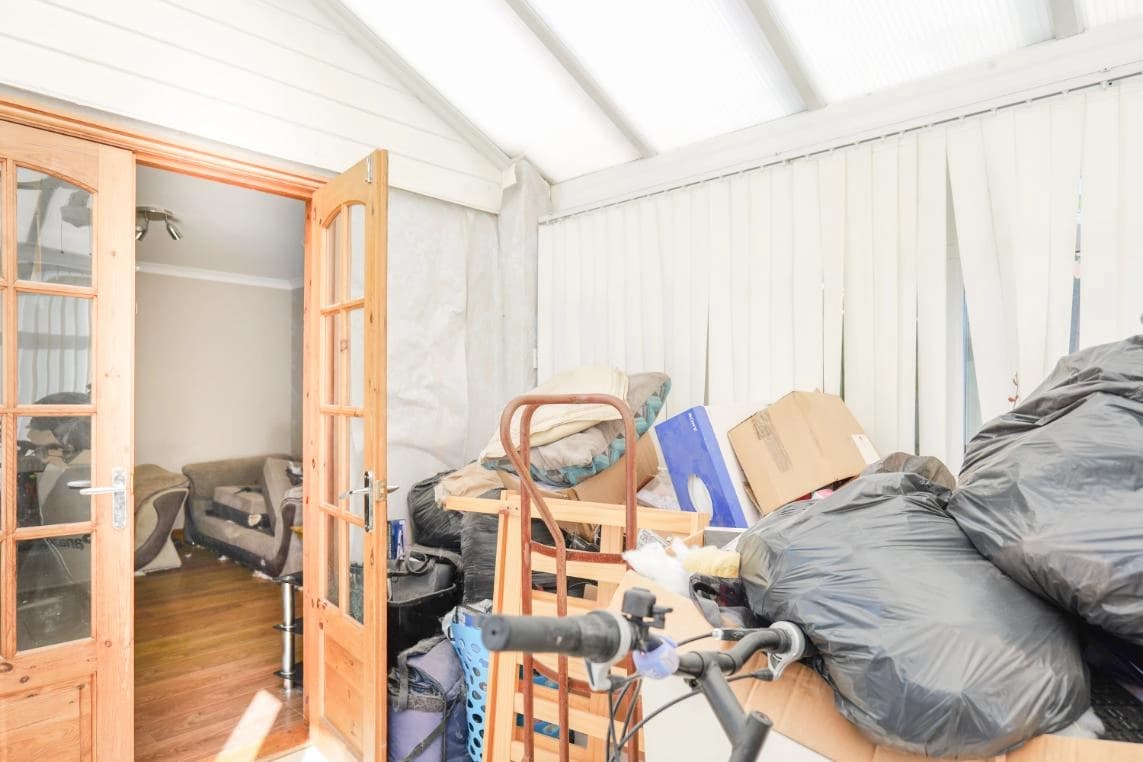 property photo 5 of 19