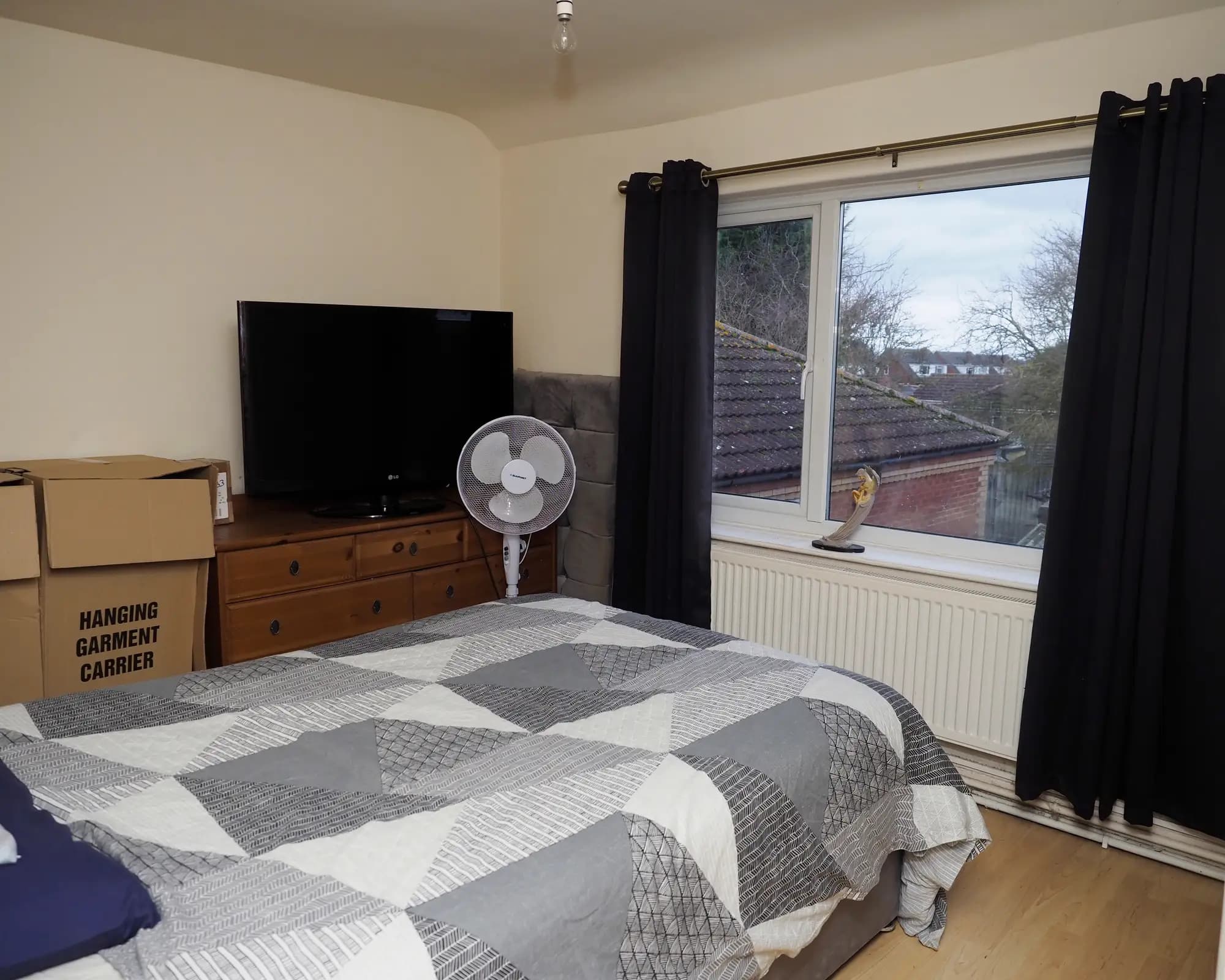 property photo 13 of 20