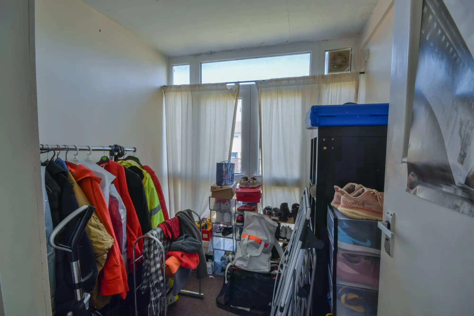 property photo 13 of 16