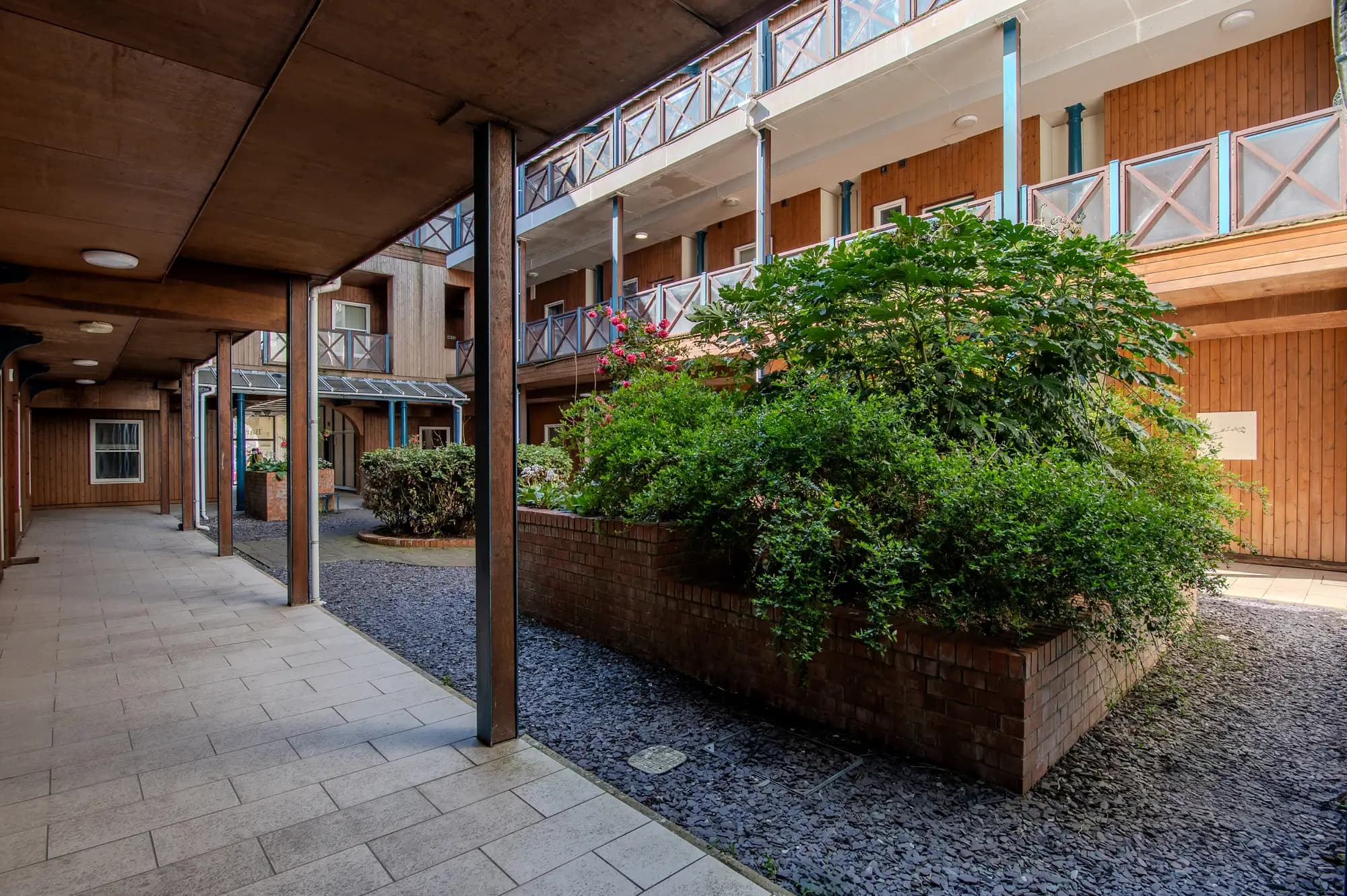 property photo 15 of 20