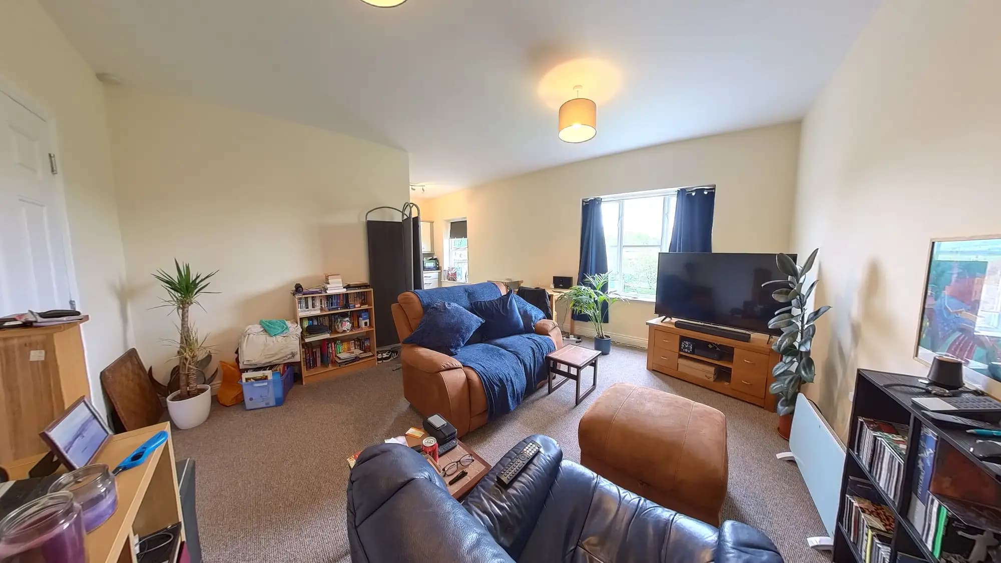 property photo 3 of 27