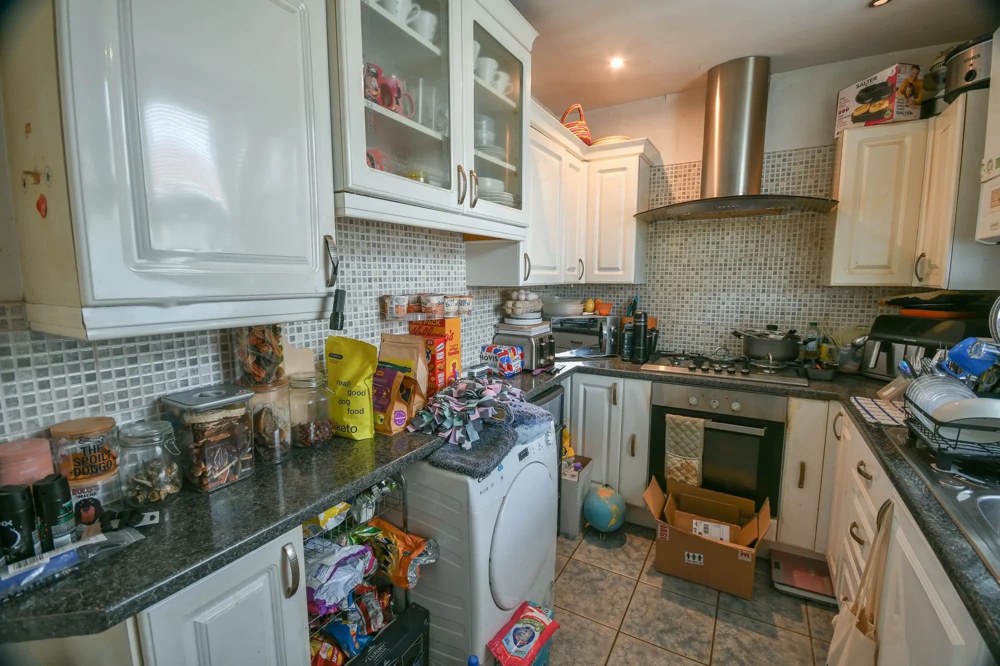 property photo 6 of 16