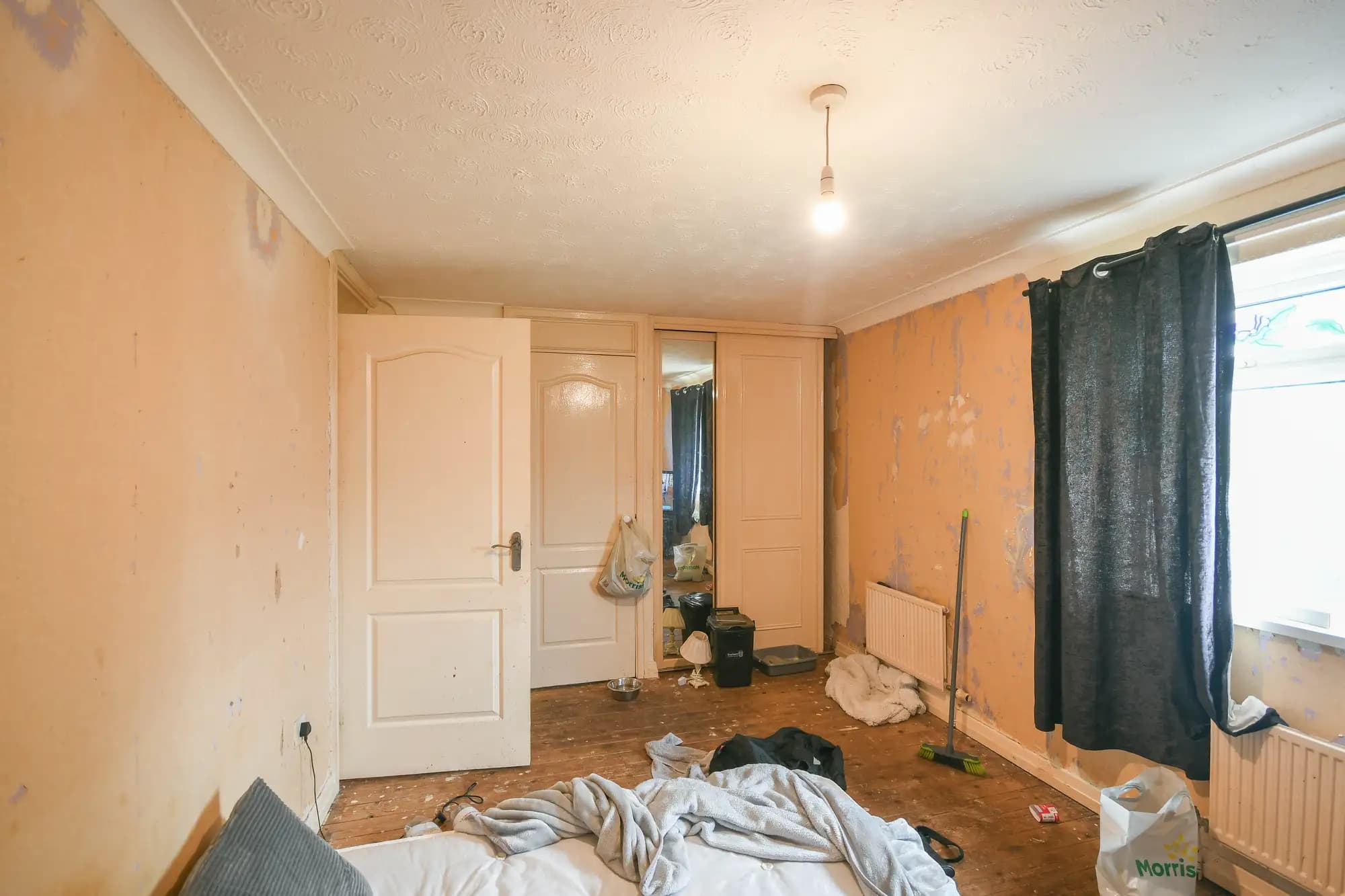 property photo 11 of 16